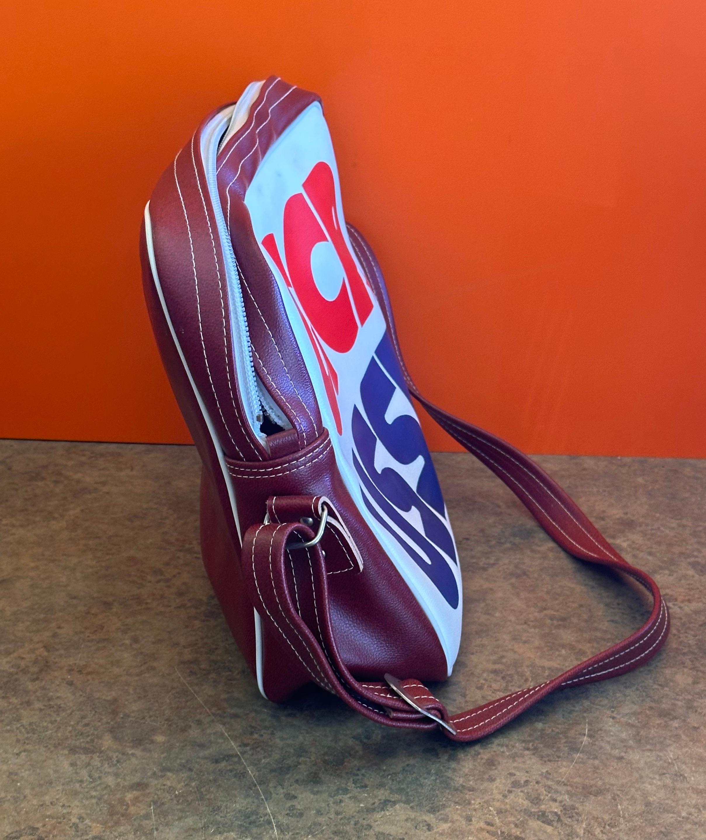 Naugahyde Borsa sportiva olimpica autentica CCCP USSR in vendita