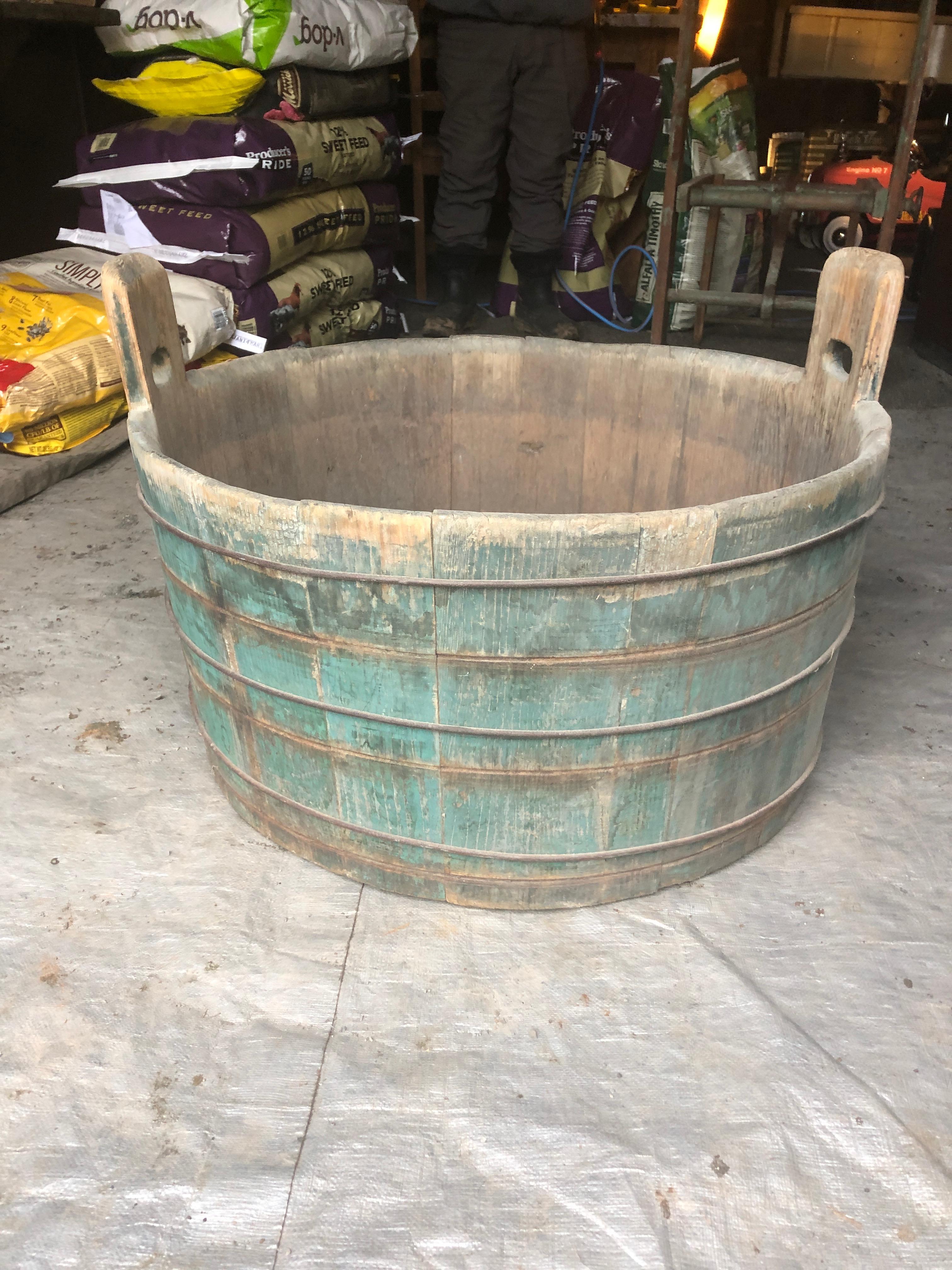 Authentic Distressed Country Washing Barrel Tub and Stand For Sale 1