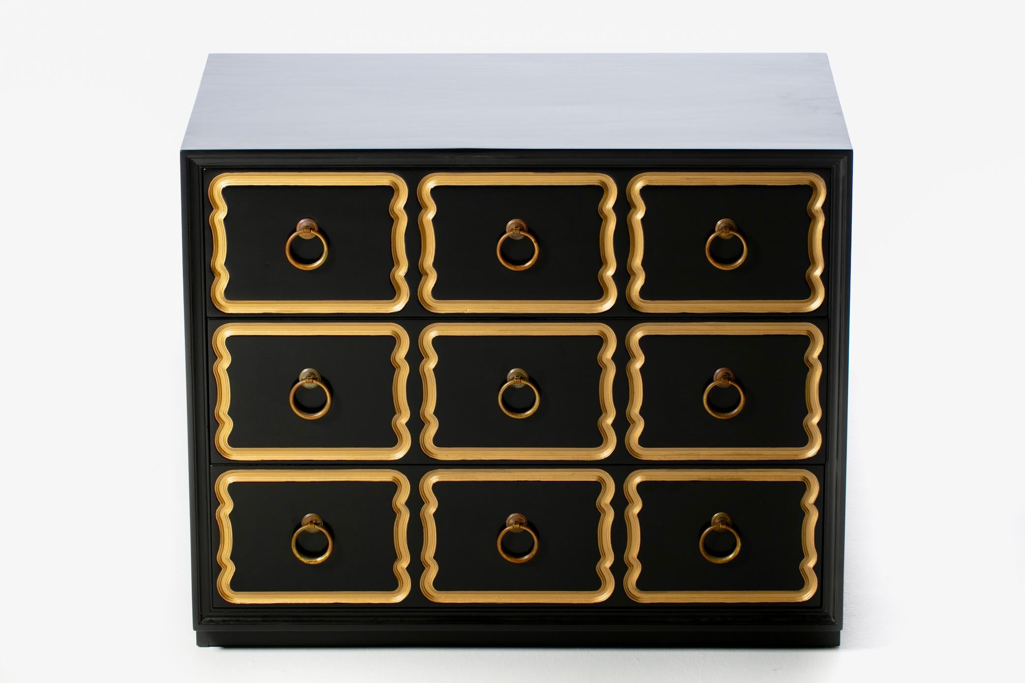 Authentic Dorothy Draper España Chest Lacquered in Black Bean & Gold circa 1955 For Sale 3