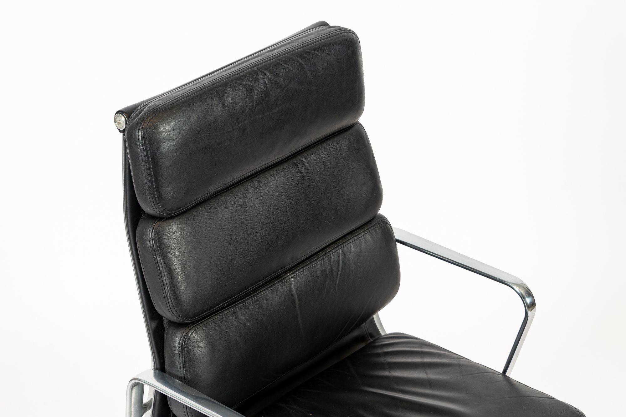 Authentic Eames Herman Miller Tall Black Leather Office Chairs 2001 For Sale 1