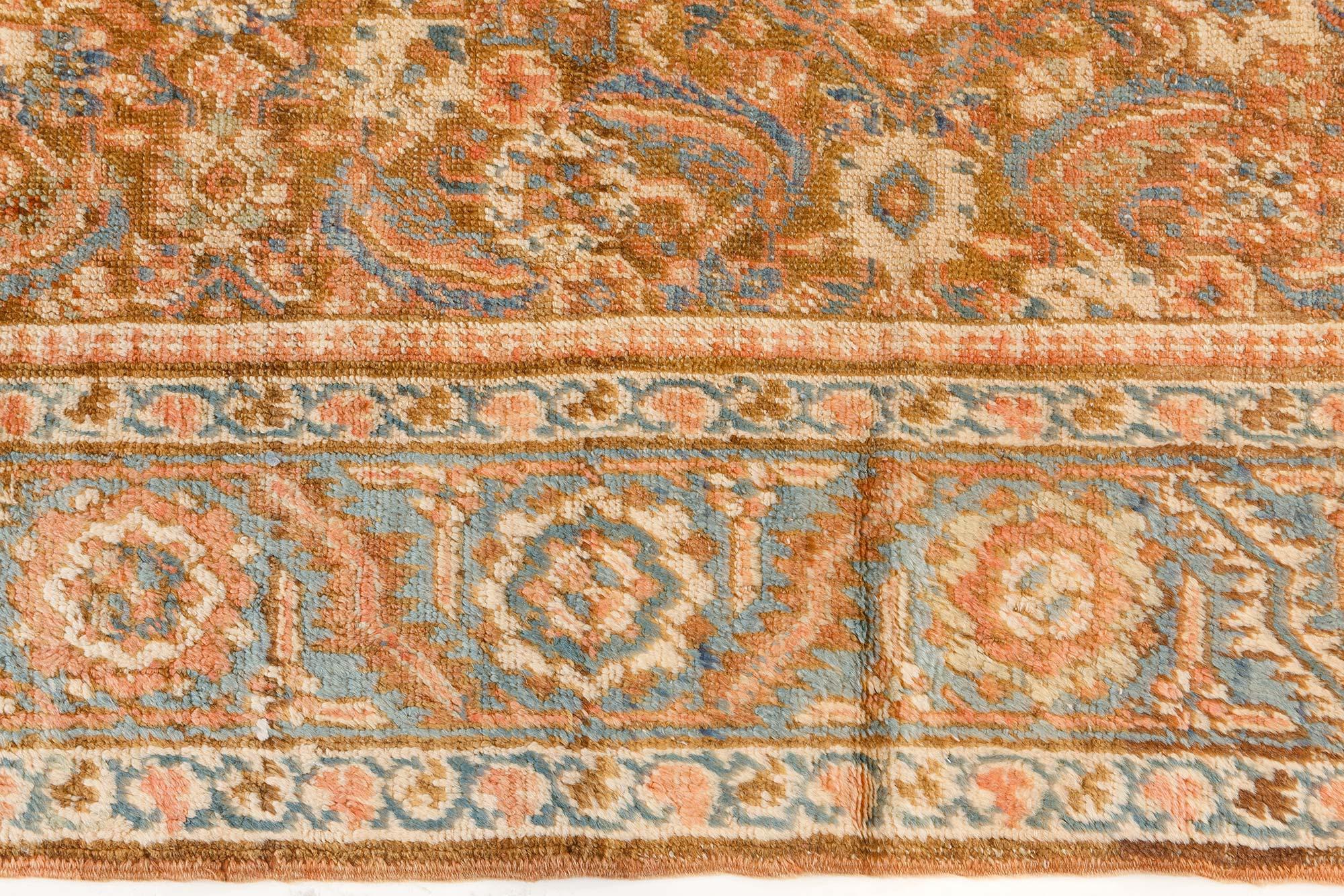 Authentic Early 20th Century Persian Feraghan Rug For Sale 1
