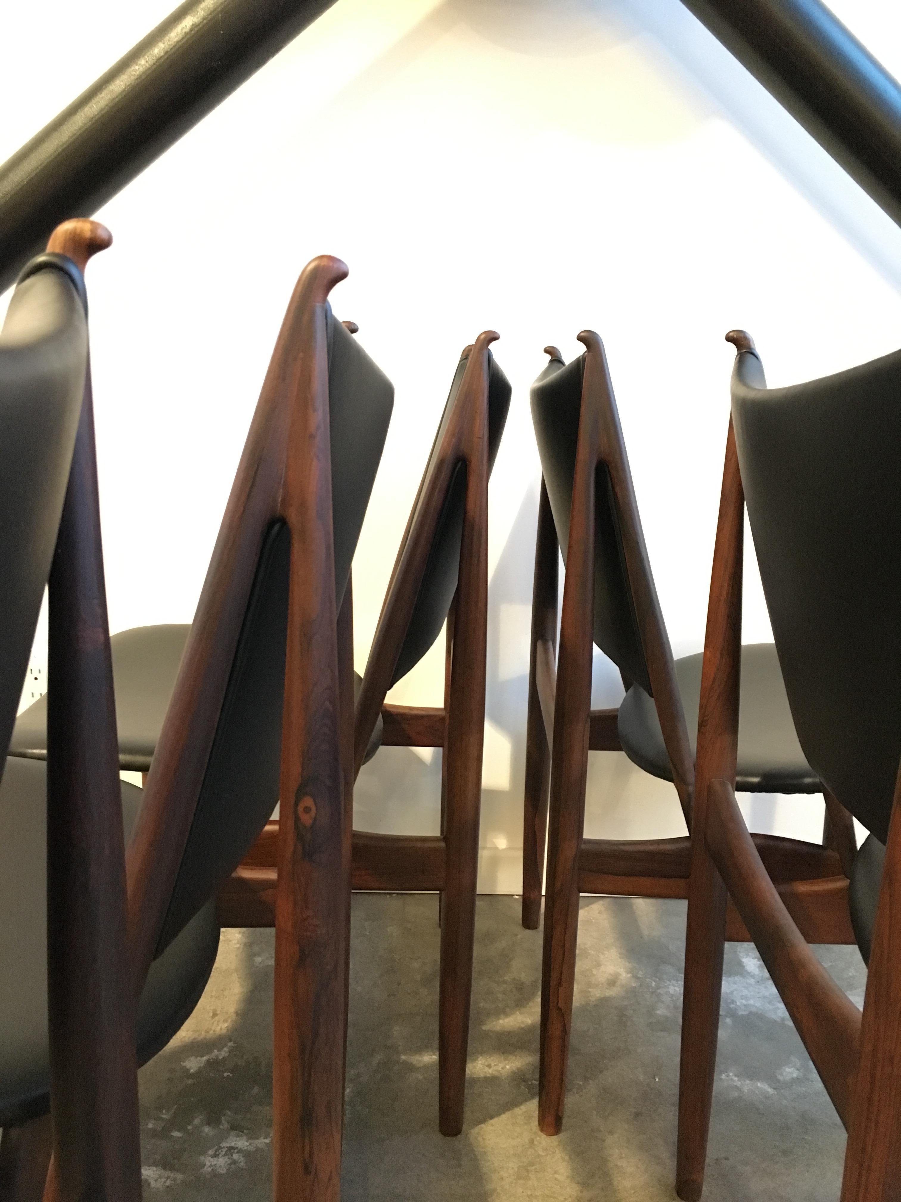 Authentic Finn Juhl Egyptian Chairs for Niels Vodder in Rosewood, Set of Six In Good Condition For Sale In Victoria, BC