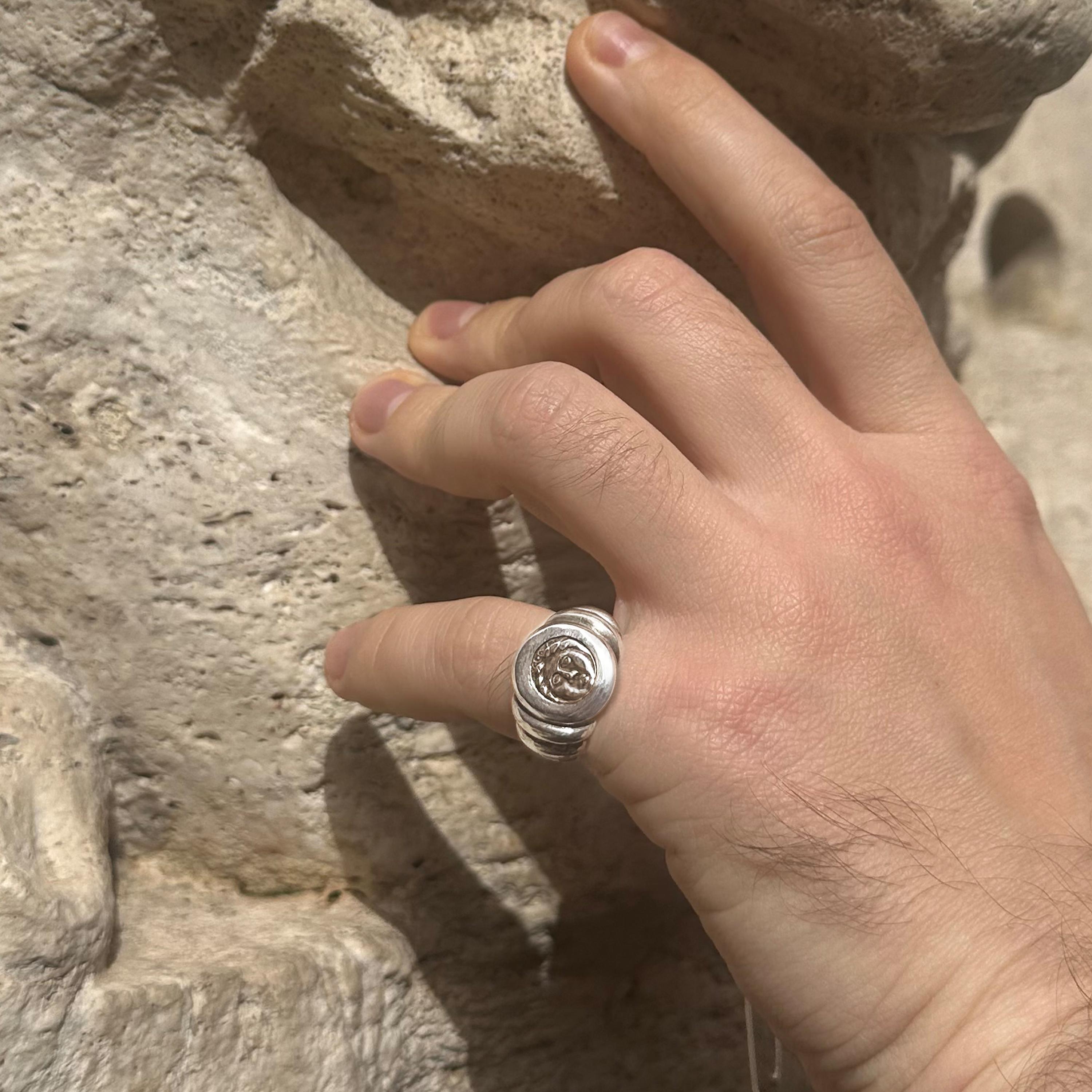 Classical Roman Authentic Greek coin 4th Cent. BC Silver Ring depicting God Apollo For Sale