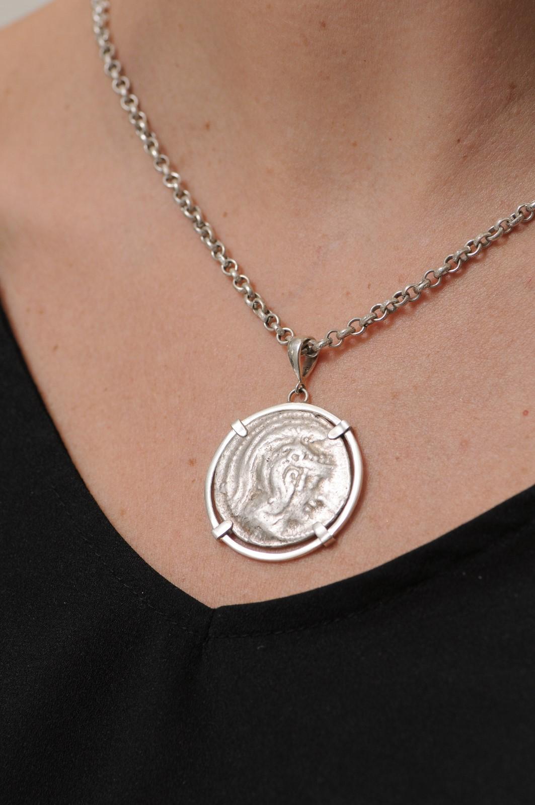 Authentic Greek Silver Athena and Owl Coin in Sterling Silver Pendant and Chain In Good Condition In Atlanta, GA