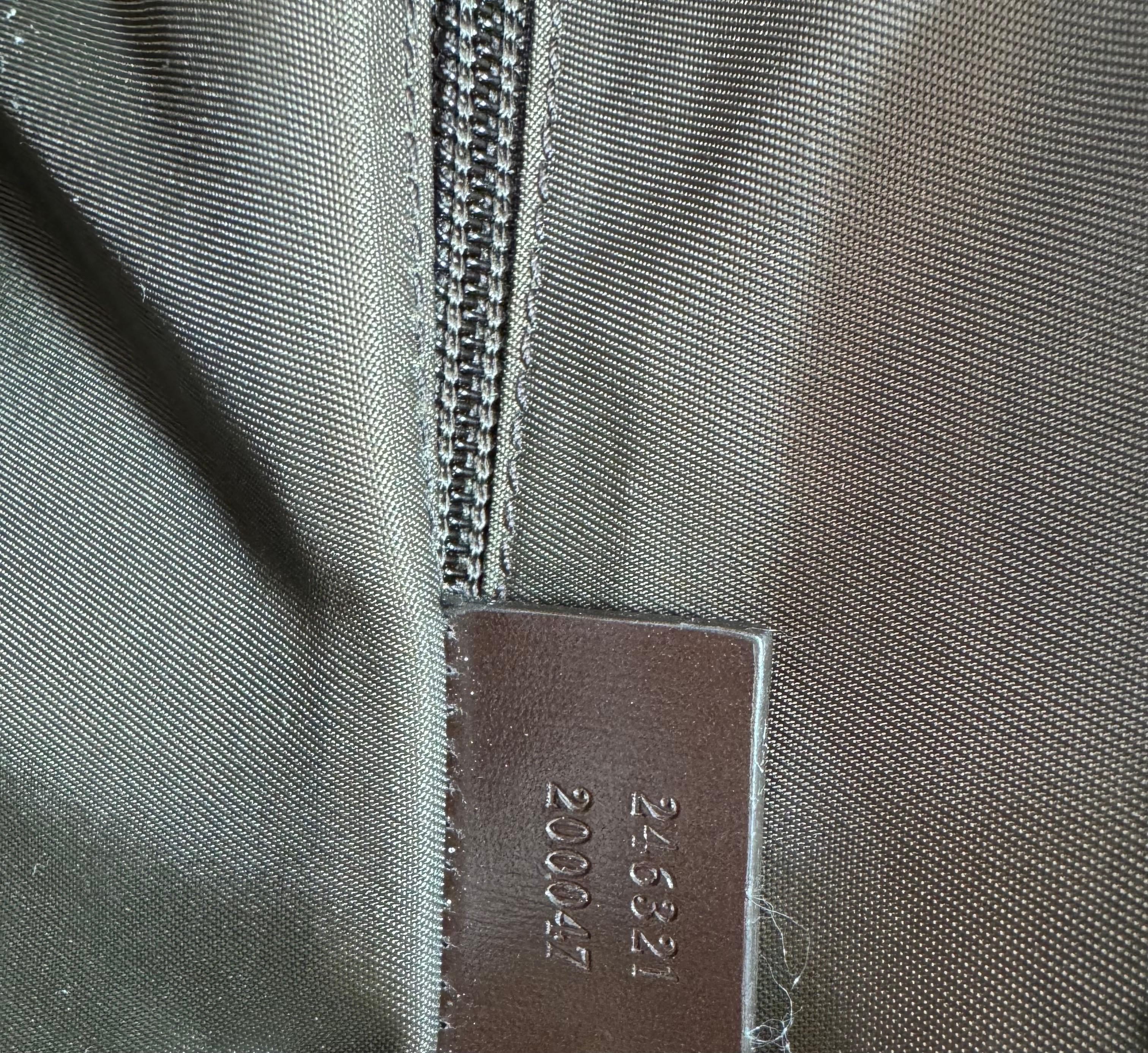 Authentic Gucci Silver GG Coated Canvas Interlocking G Supreme Large Backpack For Sale 10