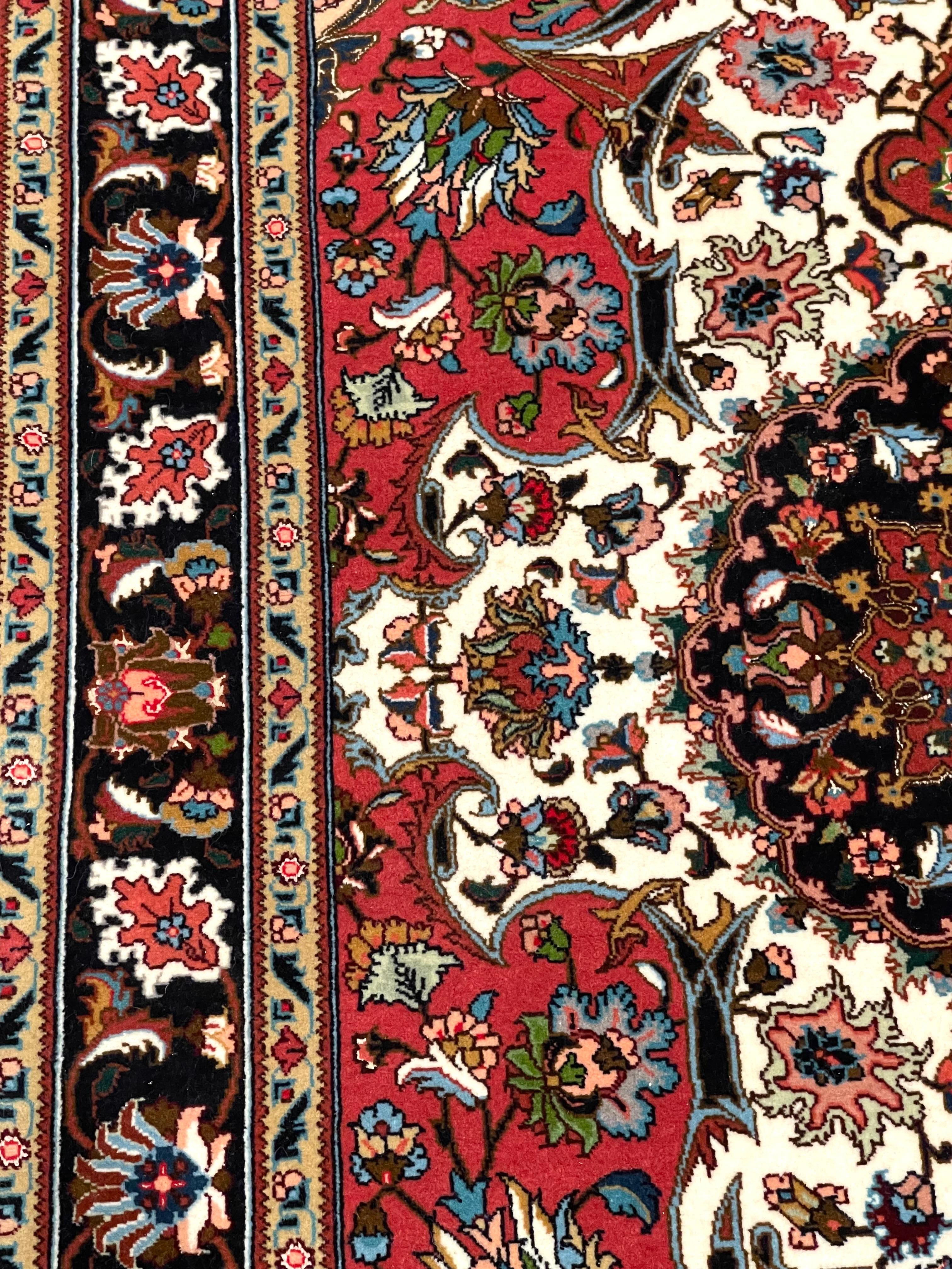 Annodato a mano Tappeto persiano Tabriz in vendita