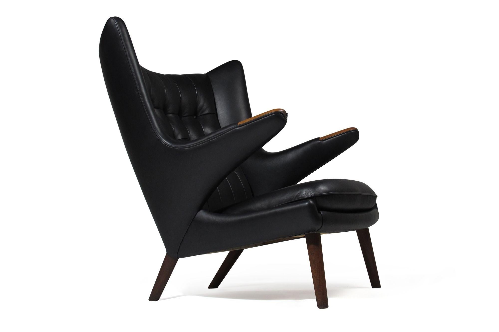 Authentic Hans J. Wegner Papabear Chair AP 19 & Ottoman AP 29 in Black Leather 6