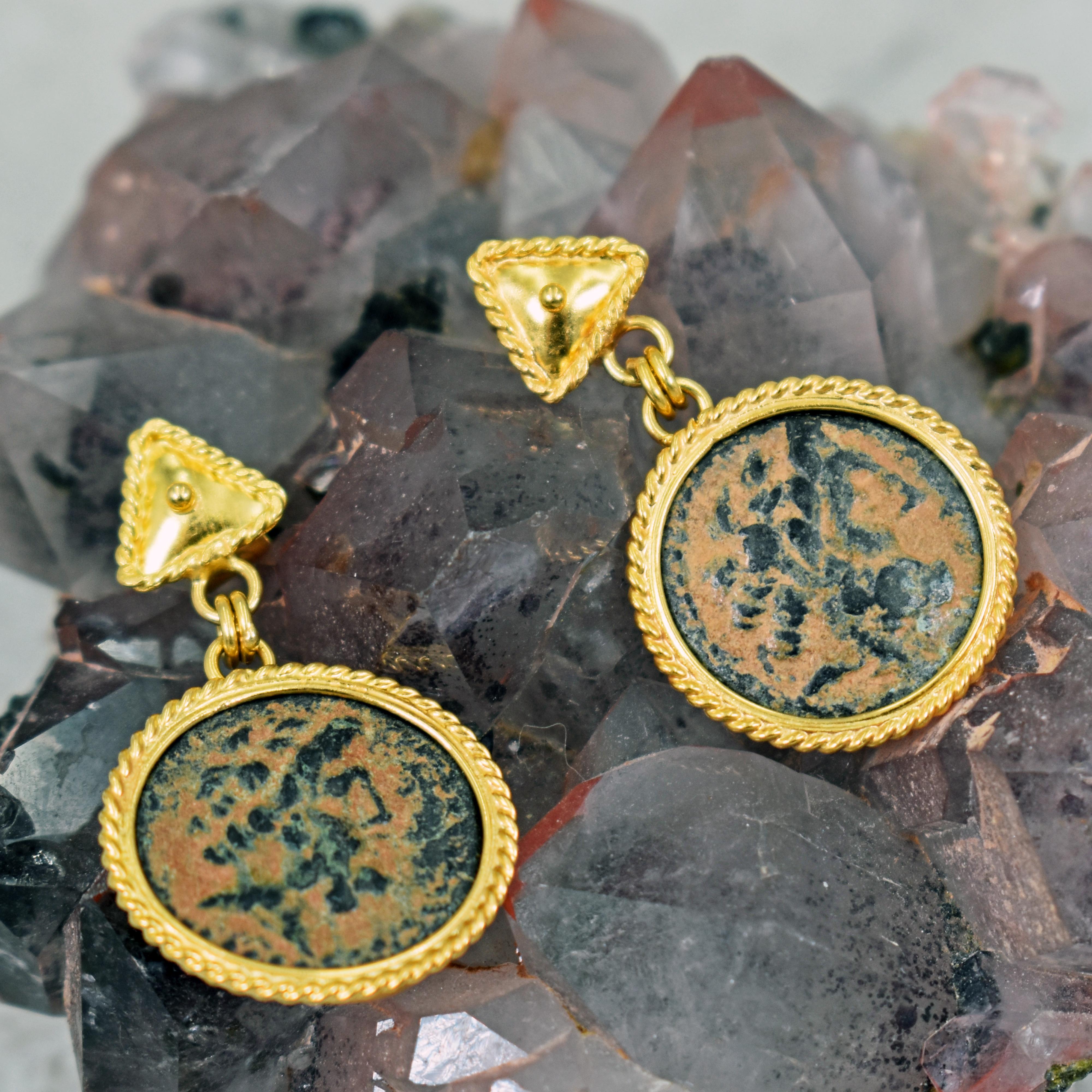 Ancient Hellenistic Bronze Coin 22 Karat Gold Stud Dangle Earrings In New Condition For Sale In Naples, FL