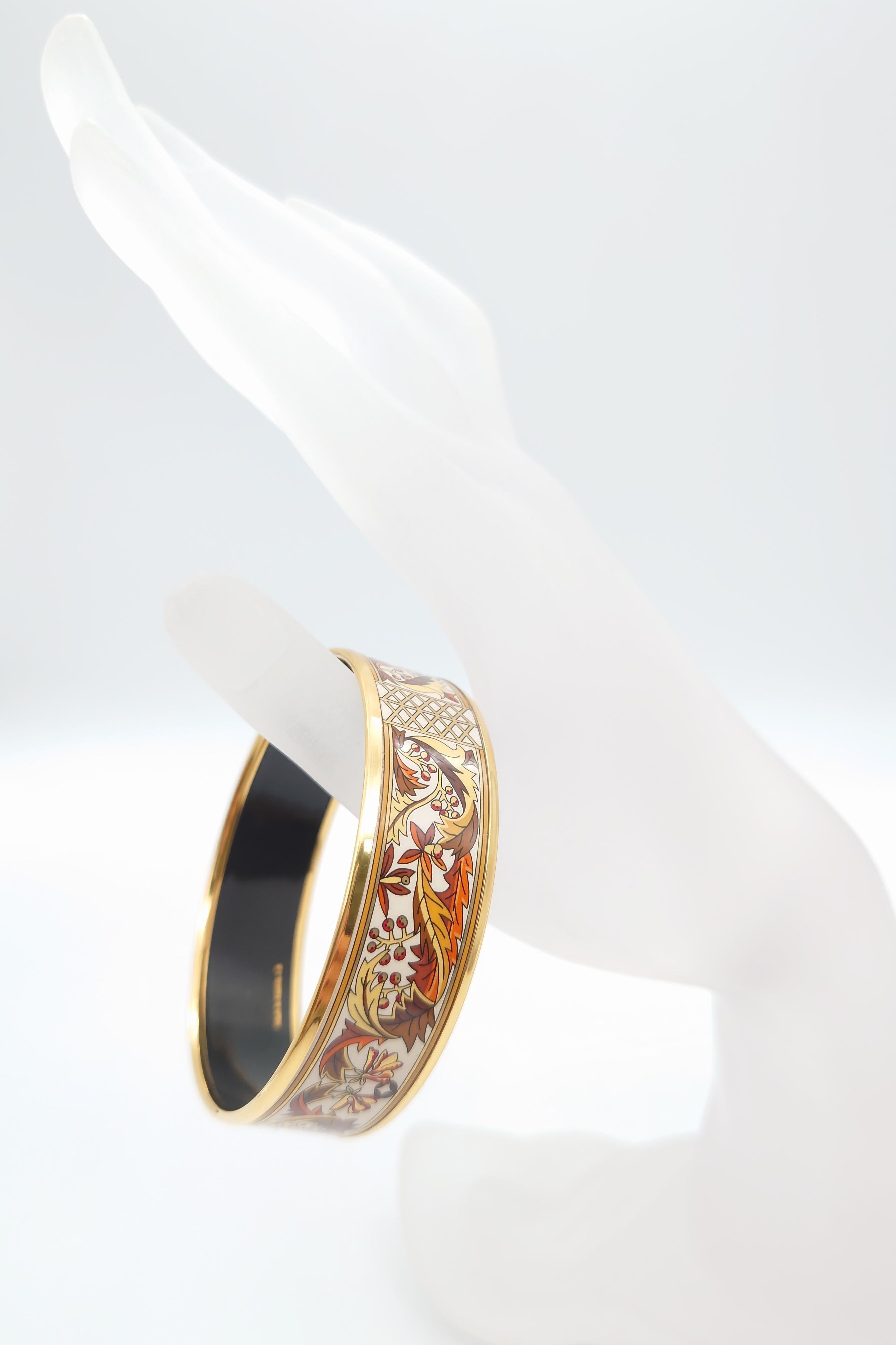 Authentic Hermes Bracelet Vintage Enamel Bangle ”Leaf” 3