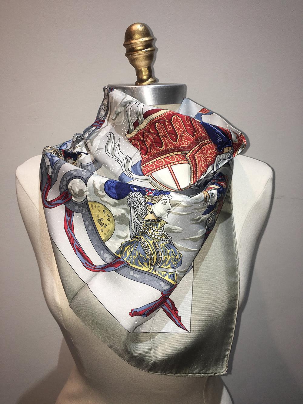 Women's or Men's Authentic Hermes Cavaliers Des Nuages Silk Scarf In Gray For Sale