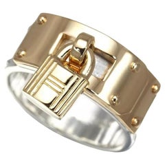Authentischer HERMES-Ring Kelly Padlock aus 18 Karat Gelbgold und Sterlingsilber