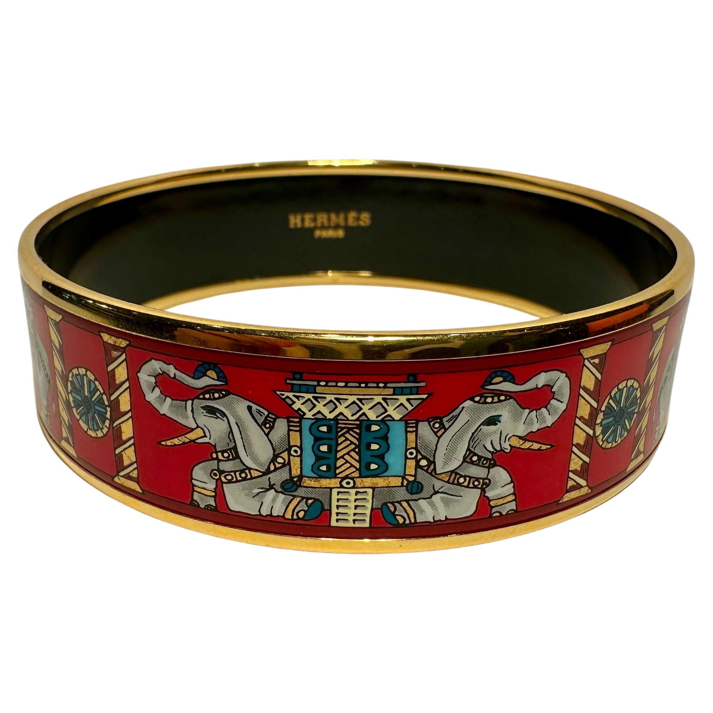 Authentic Hermes Torana Elephant Vibrant Red & Gold Enamel Wide Bangle Bracelet In Good Condition In Tustin, CA