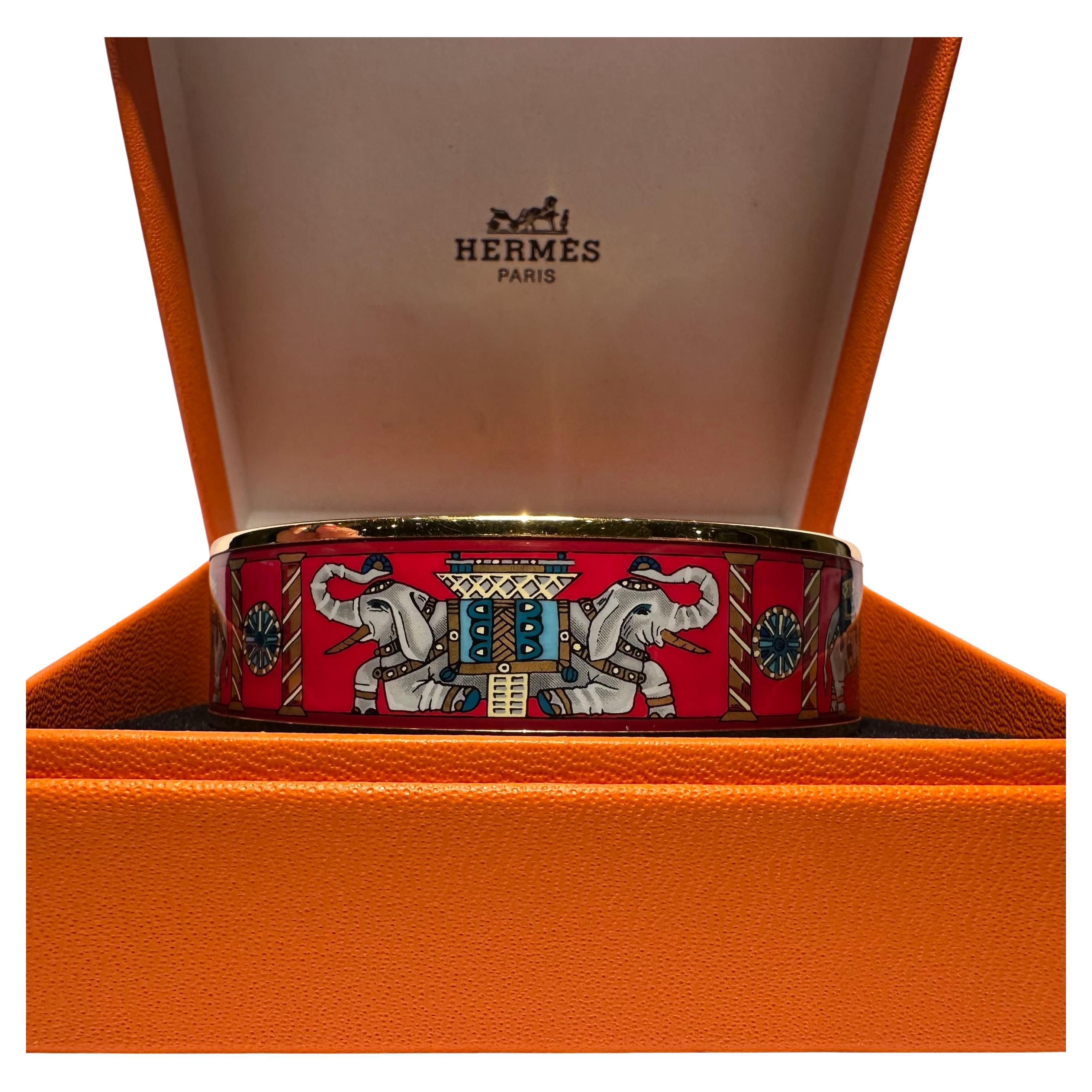Modern Authentic Hermes Torana Elephant Vibrant Red & Gold Enamel Wide Bangle Bracelet