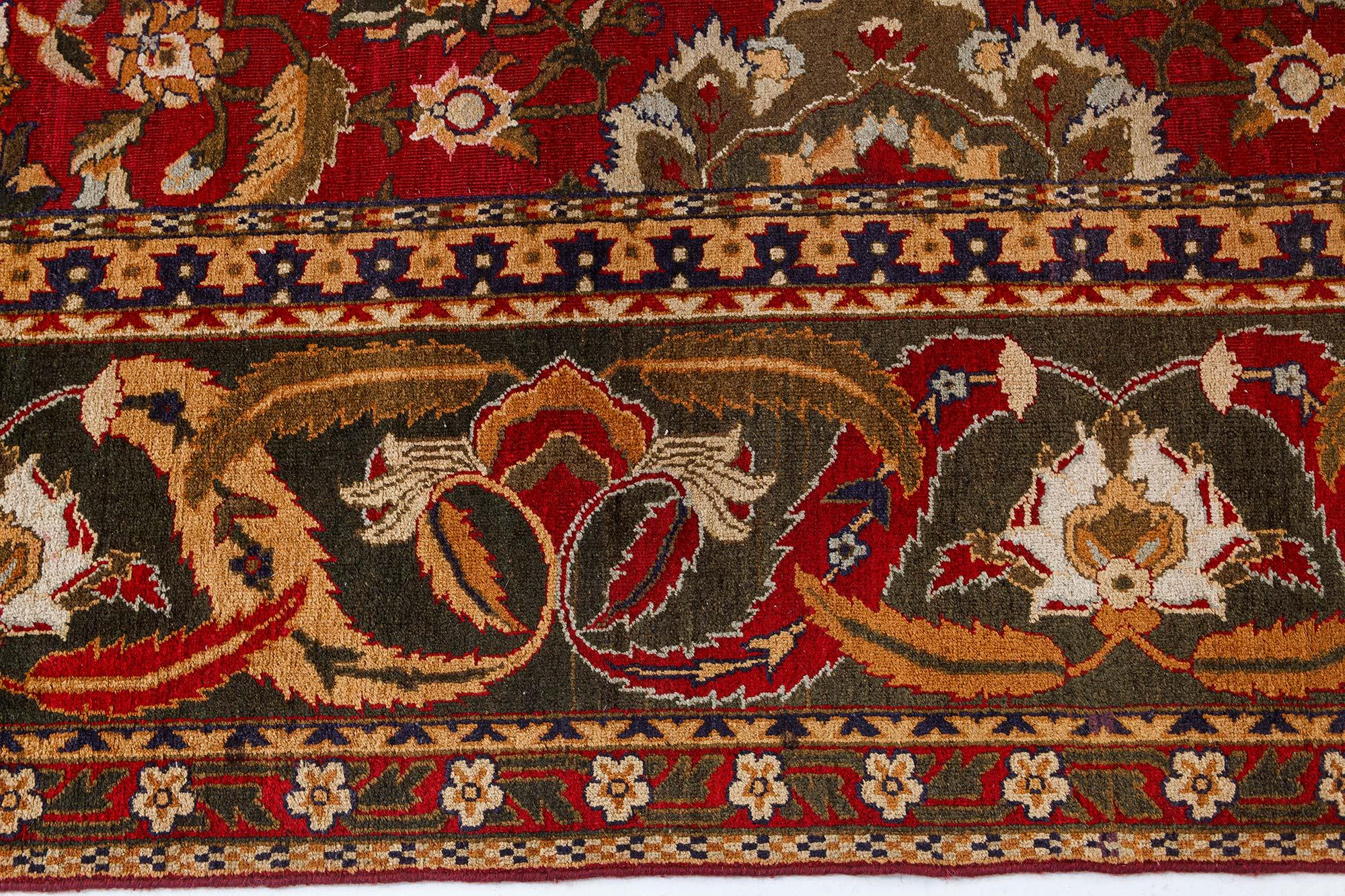 Authentic Indian Agra Bold Red Handmade Wool Carpet In Good Condition For Sale In New York, NY