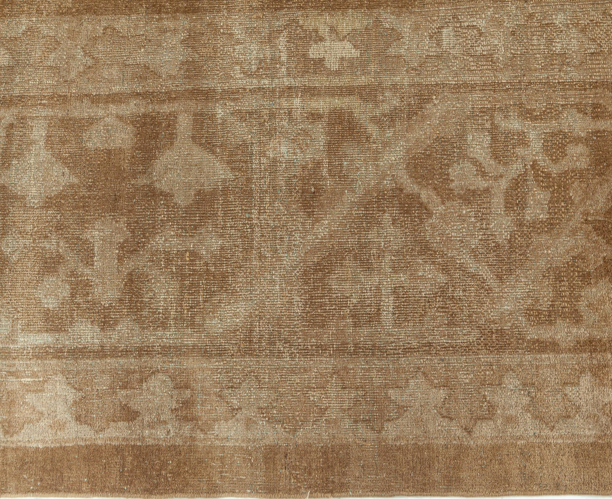 Authentischer indischer Amritsar-Teppich aus abstrakter Wolle (Indisch) im Angebot