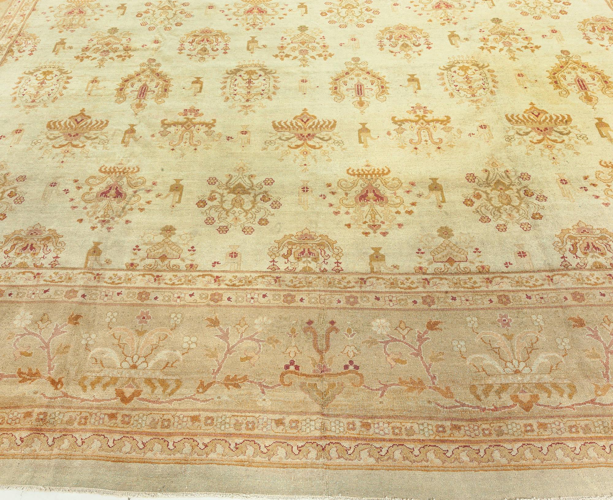 Authentic Indian Amritsar Handmade Wool Carpet For Sale 2