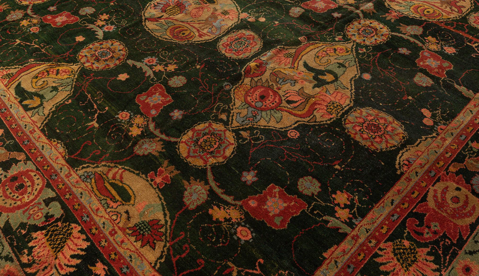 Authentique tapis de laine indien Botanic noué à la main Bon état - En vente à New York, NY