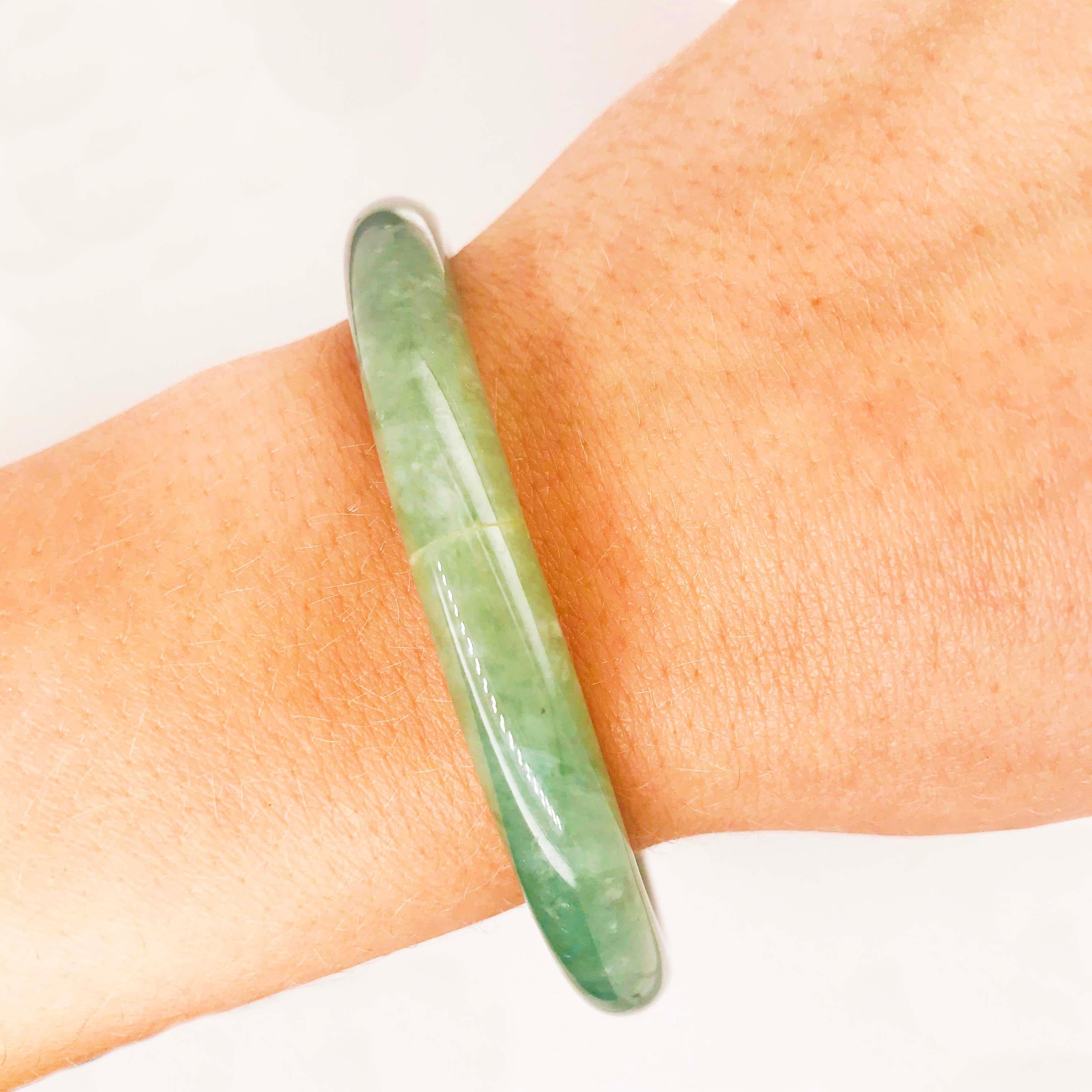 Artisan Authentic Jade Bangle Bracelet-Genuine Green Jadeite Jade Medium Bangle Bracelet