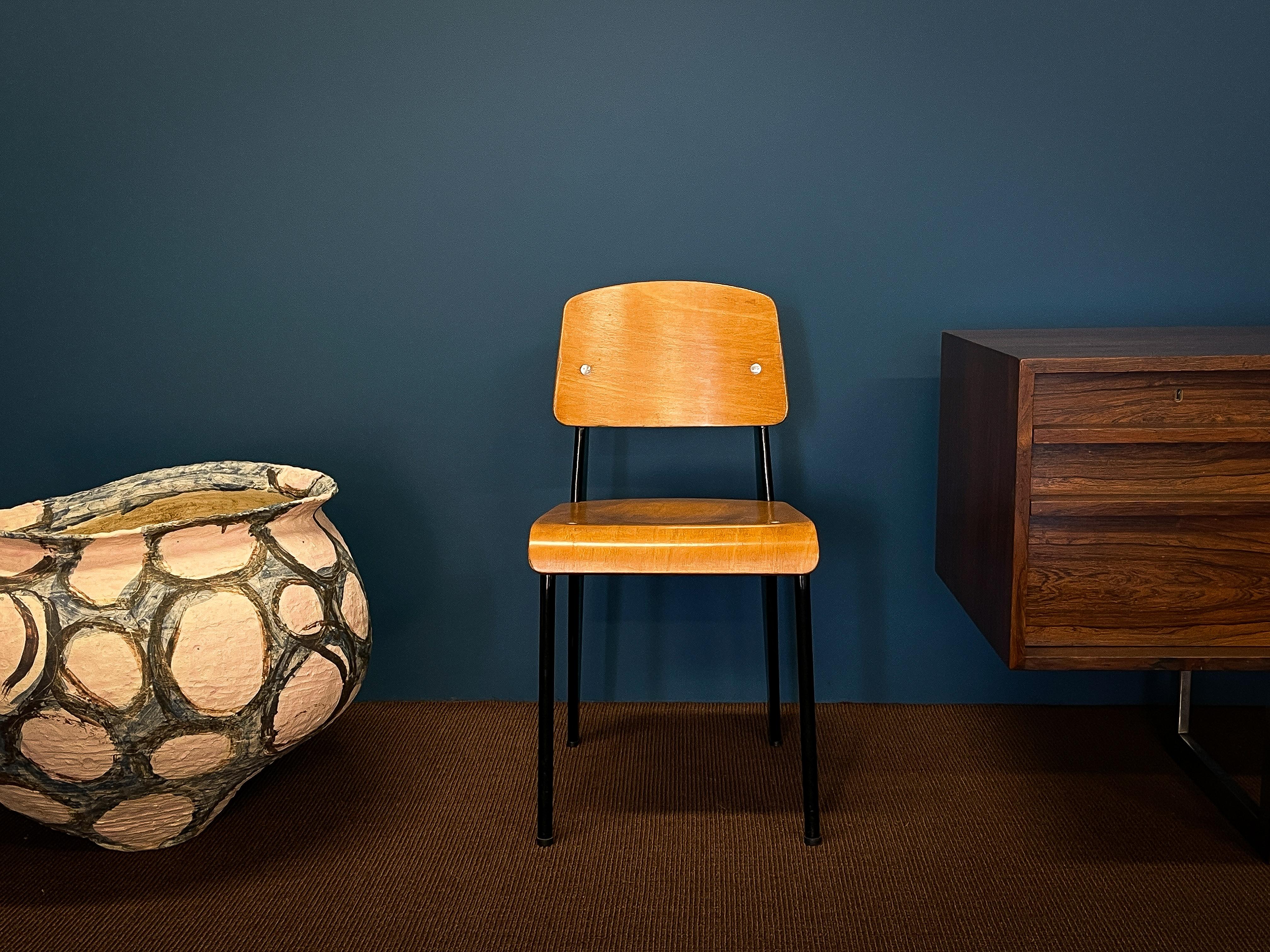 French Jean Prouvé Metropole 305 / Standard Chair - 1950s Alzueta Provenance