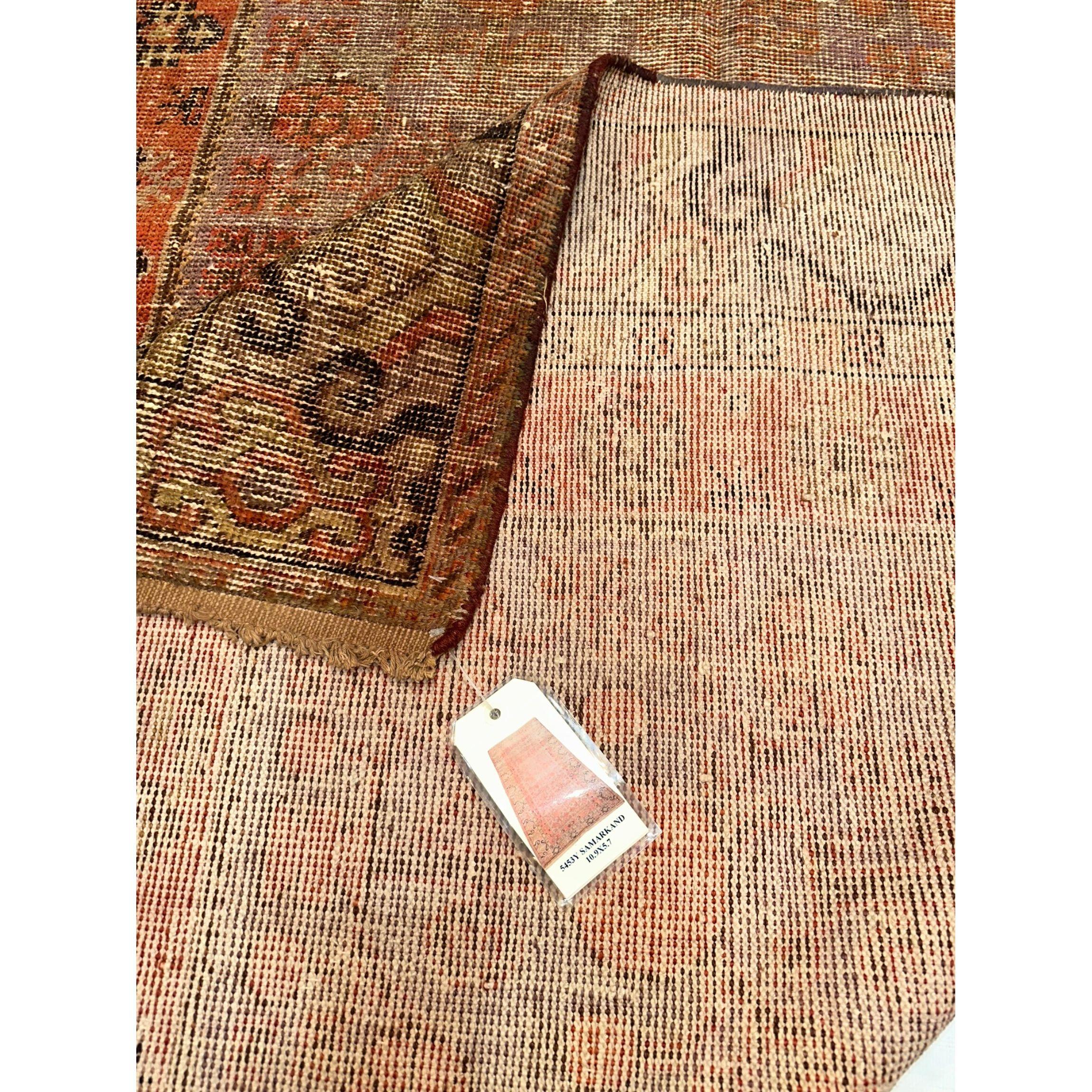 Authentic Khotan Samarkand Mid-19th Century Rug In Good Condition For Sale In Los Angeles, US