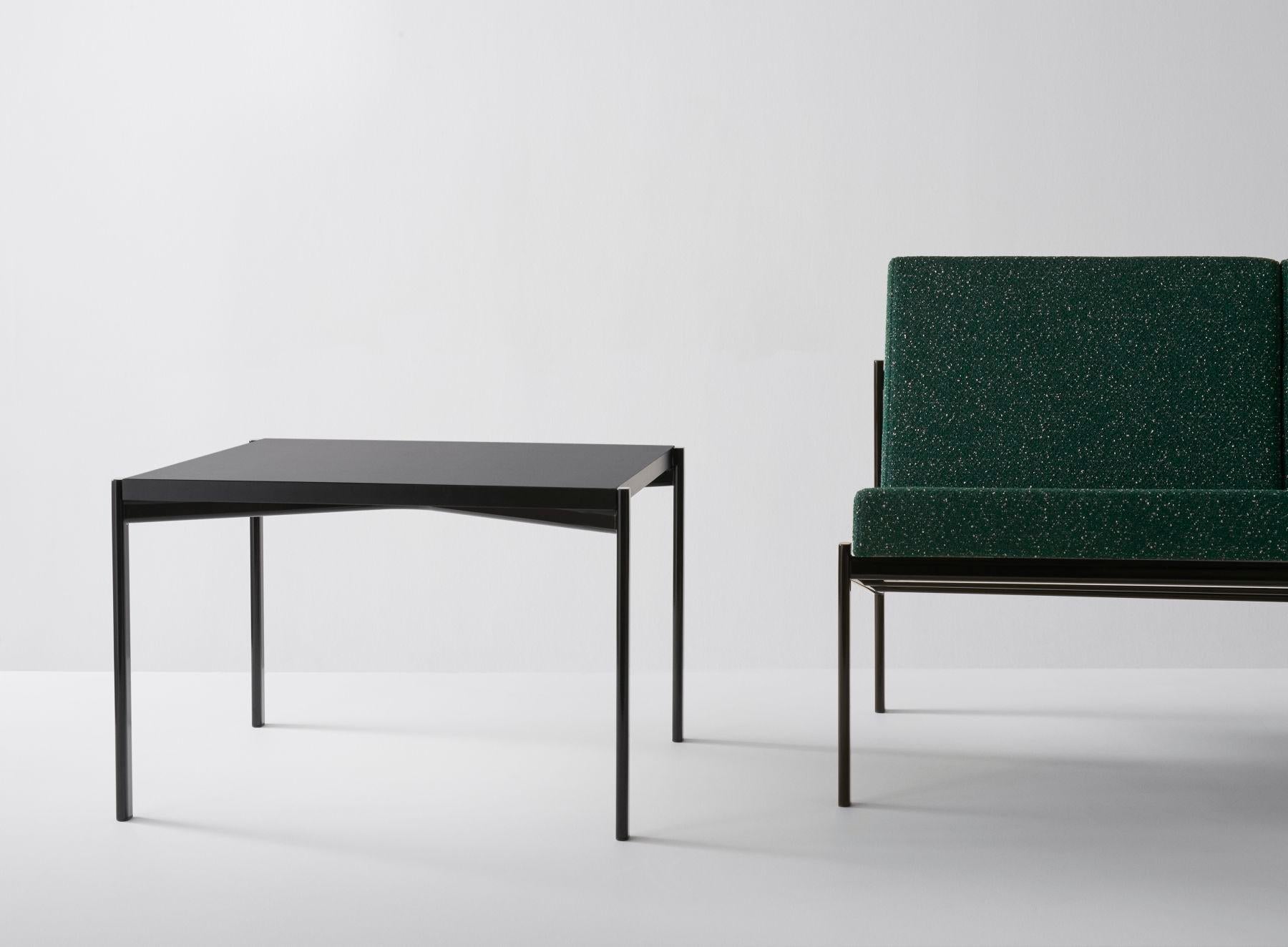 Authentic Kiki rectangle occasional table by Imari Tapiovaara & Artek. The Kiki occasional table is available as a small side table as and a larger version that serves as a sofa table. Introducing oval instead of circular tubes, Ilmari Tapiovaara