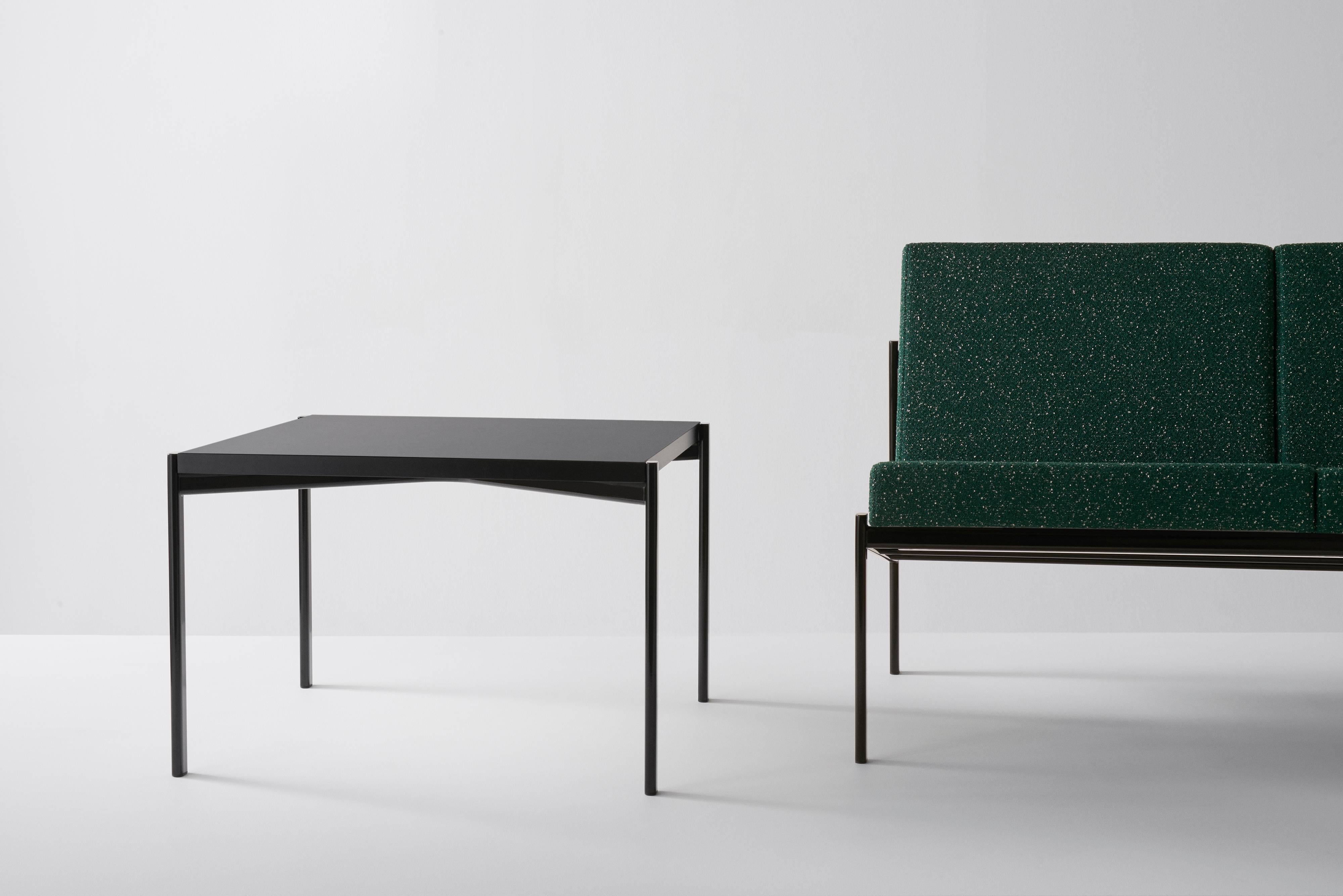 The Kiki occasional table is available as a small side table as and a larger version that serves as a sofa table. Introducing oval instead of circular tubes, Ilmari Tapiovaara introduced a subtle yet elegant element to the otherwise understated