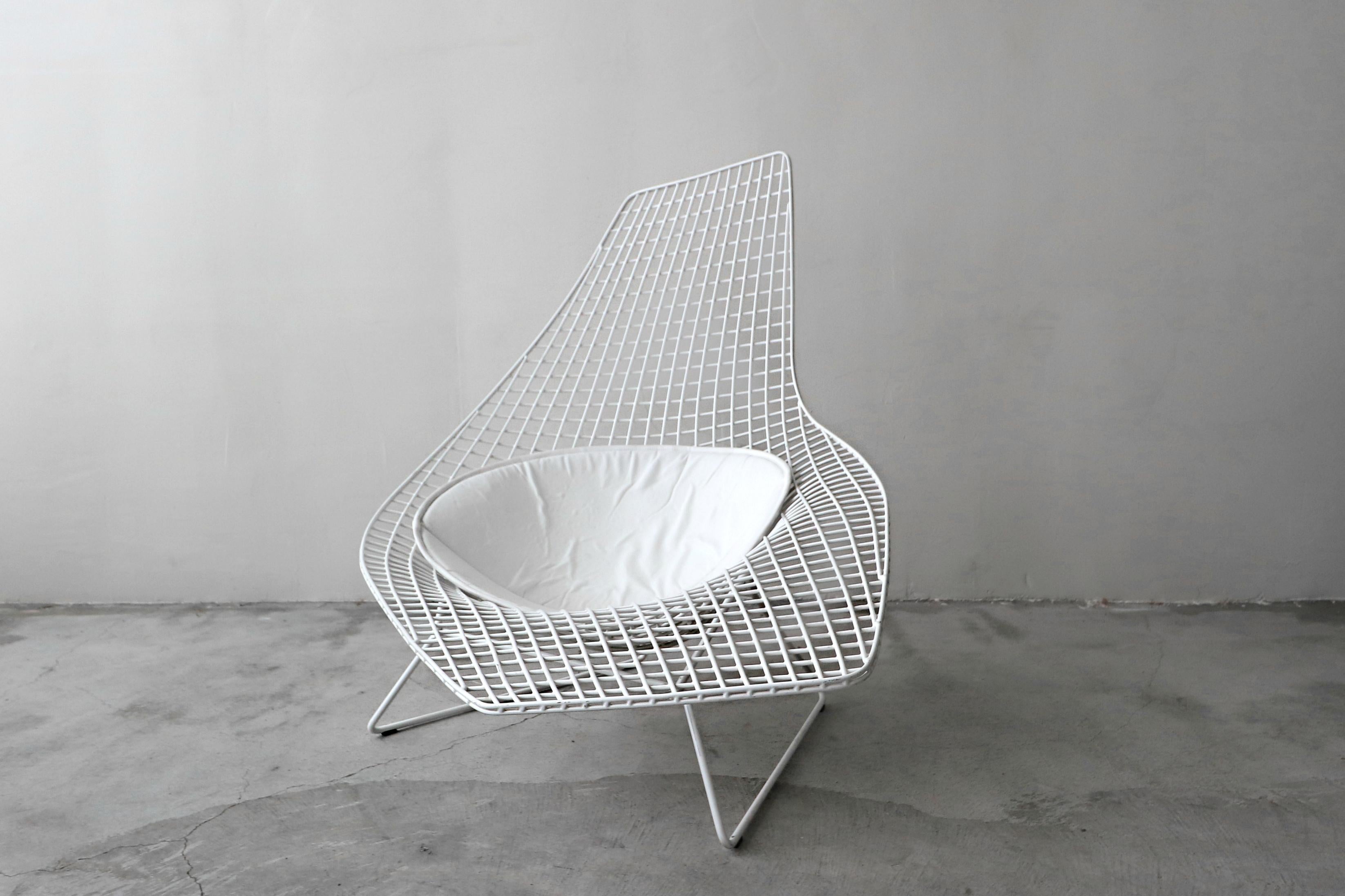 Minimaliste Chaise asymétrique authentique Knoll Bertoia