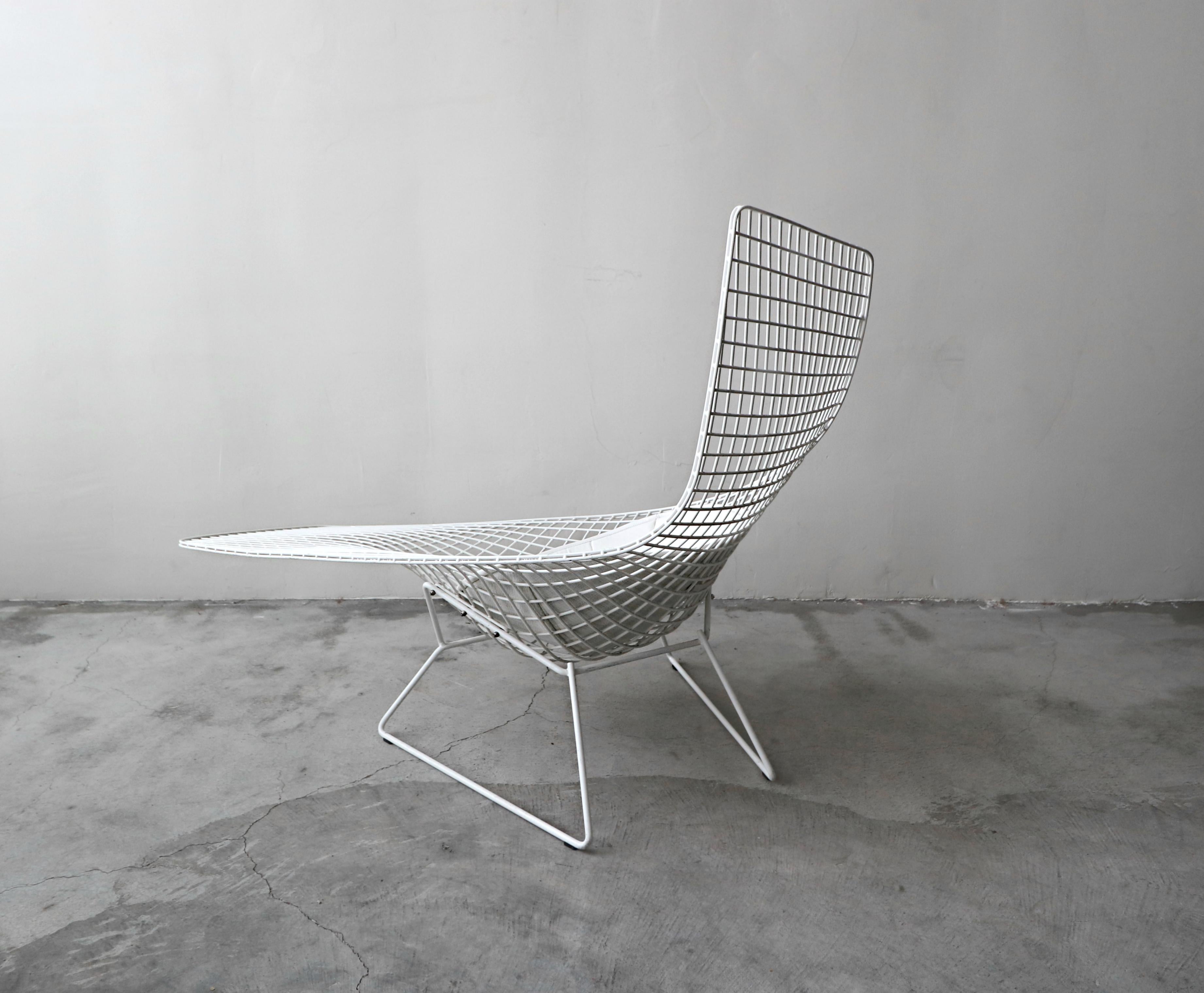 Chaise asymétrique authentique Knoll Bertoia Bon état à Las Vegas, NV