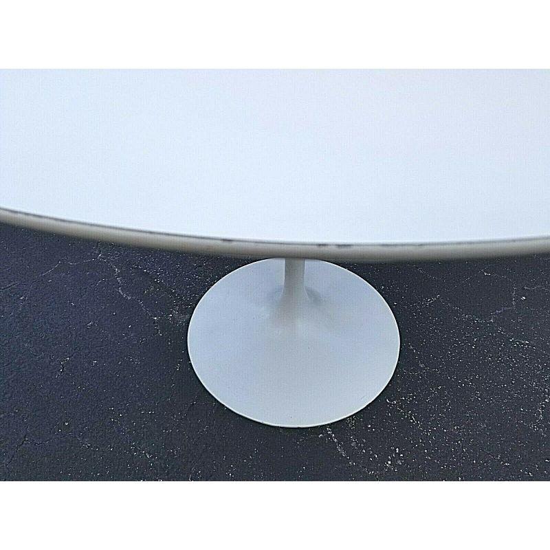 Authentic Knoll Eero Saarinen Tulip Dining Table In Good Condition In Lake Worth, FL