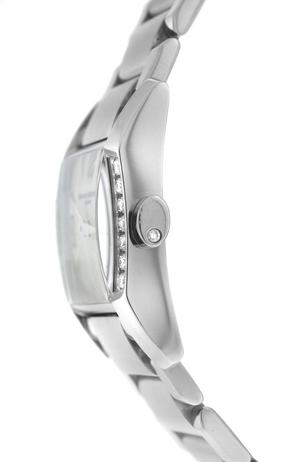 Authentic Ladies Baume & Mercier Steel Mother of Pearl Diamond Quartz Watch For Sale 4
