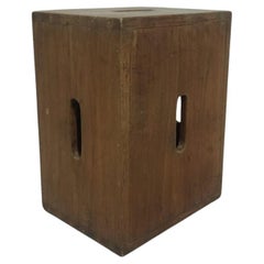 Authentique tabouret cabanon Le Corbusier LC14, fabriqué à Chandigarh