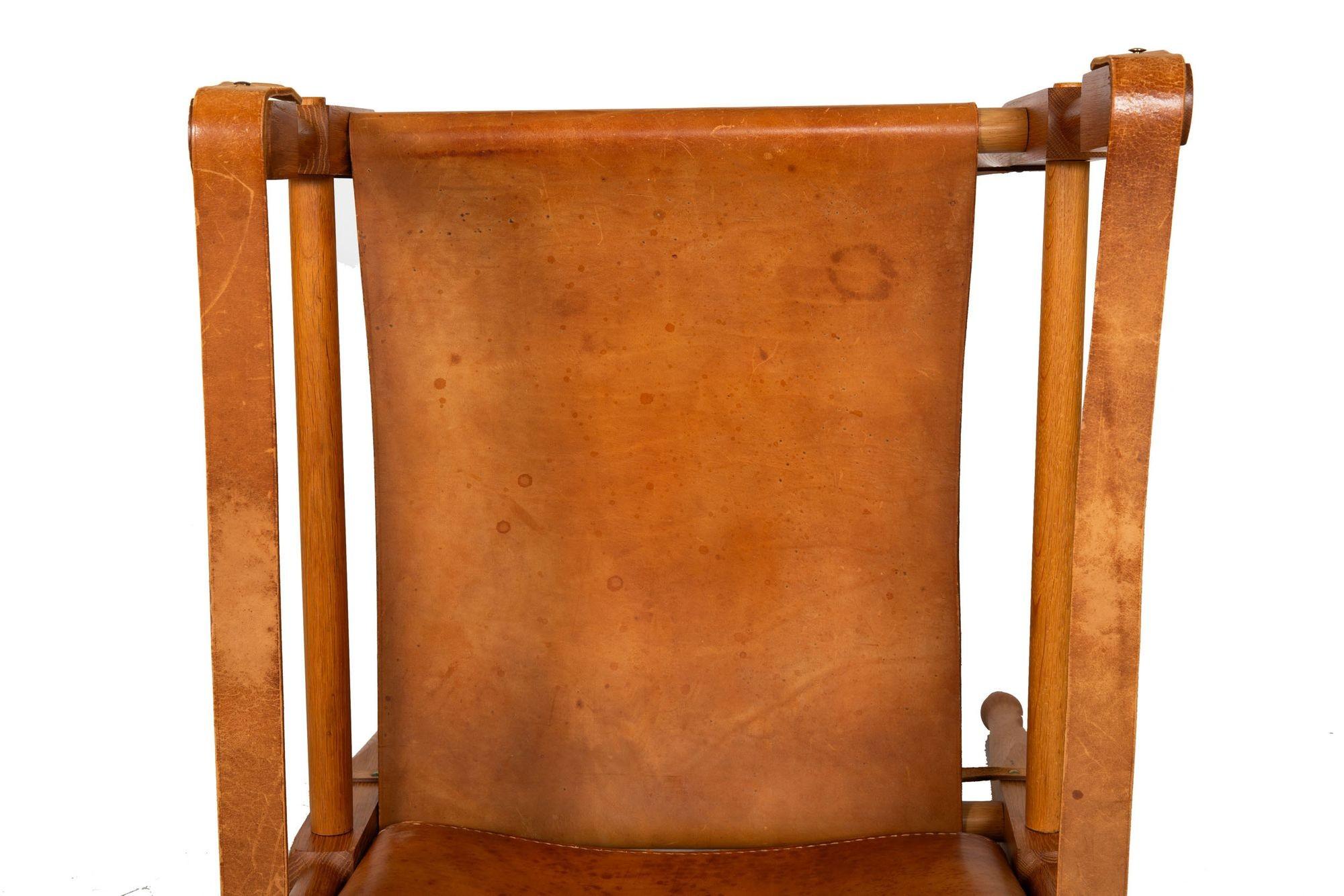 Authentic Leather and Oak “Safari” Arm Chair by Wilhelm Kienzle circa 1950 For Sale 6