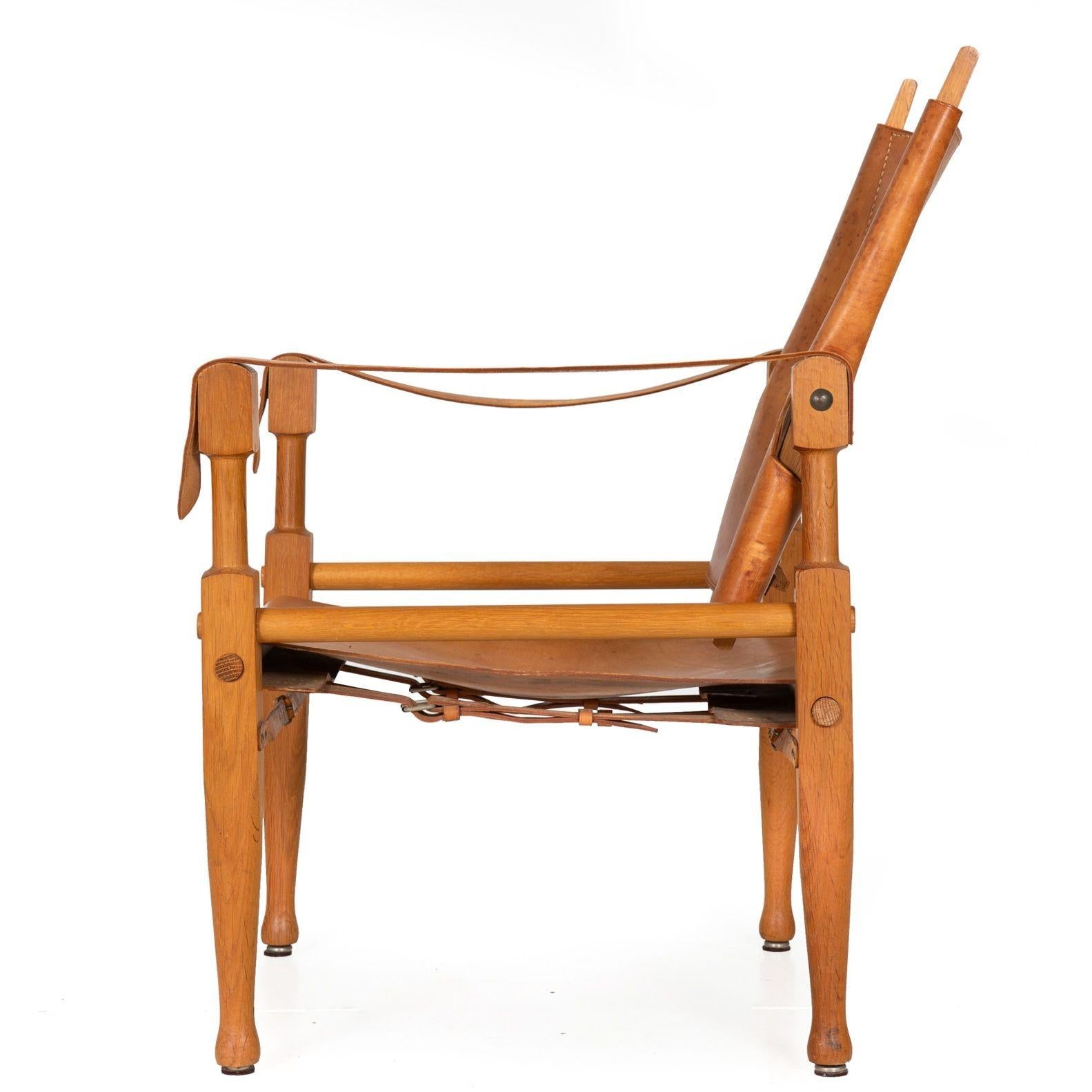 German Authentic Leather and Oak “Safari” Arm Chair by Wilhelm Kienzle circa 1950 For Sale
