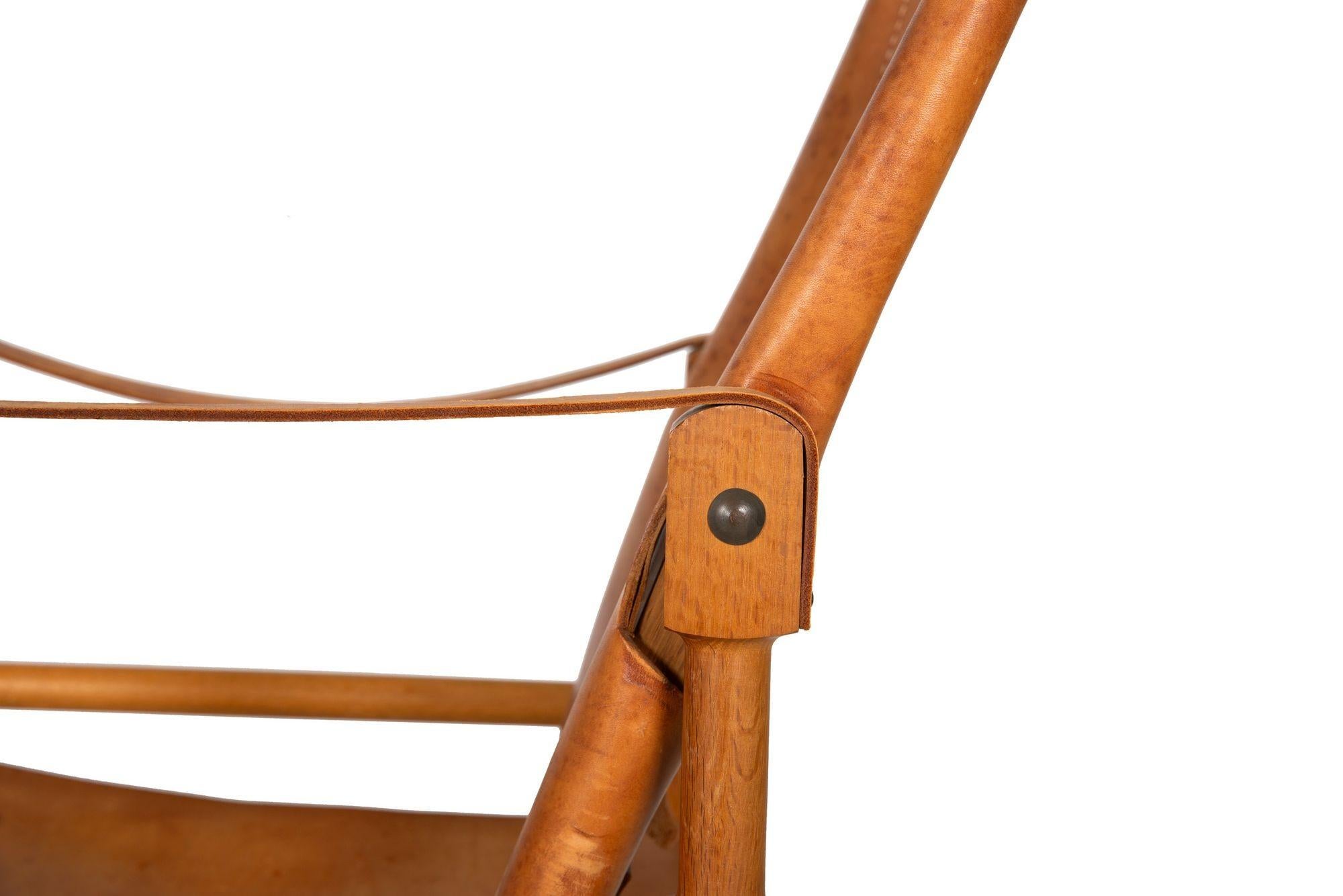 Authentic Leather and Oak “Safari” Arm Chair by Wilhelm Kienzle circa 1950 For Sale 1