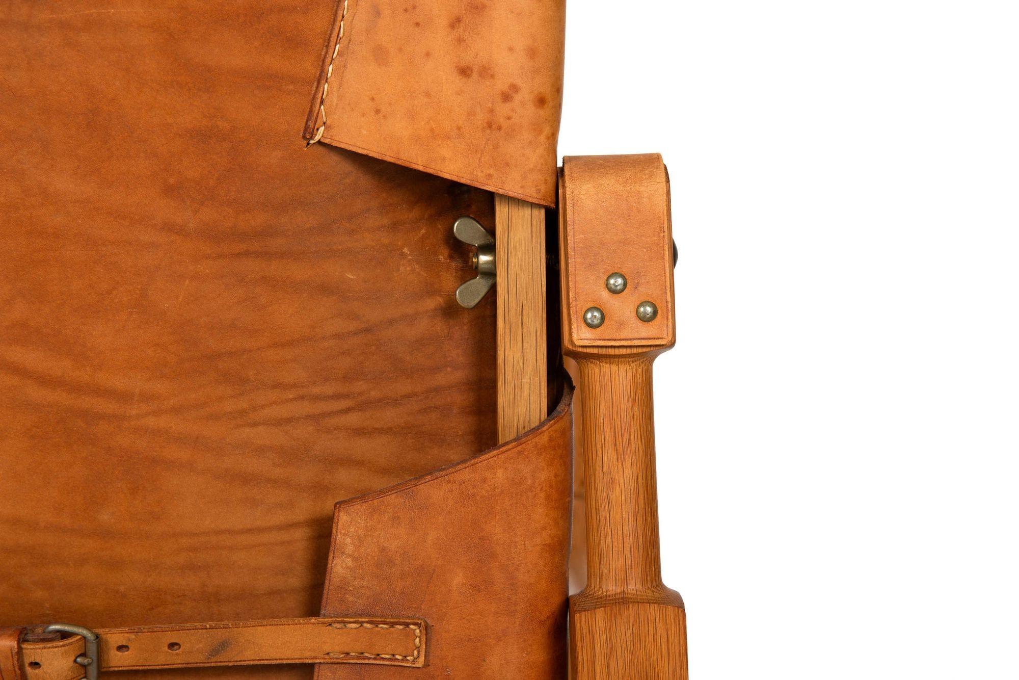 Authentic Leather and Oak “Safari” Arm Chair by Wilhelm Kienzle circa 1950 For Sale 2