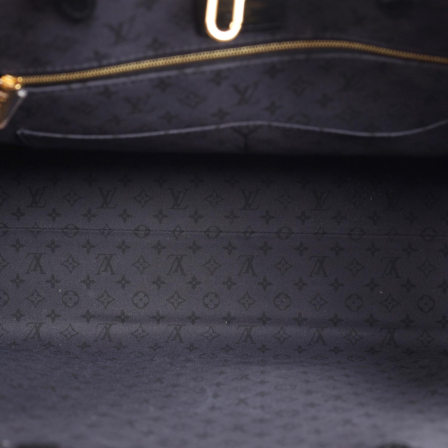 Louis Vuitton Red Black OnTheGo Tote Crafty Monogram Handbag 2020 For Sale 8