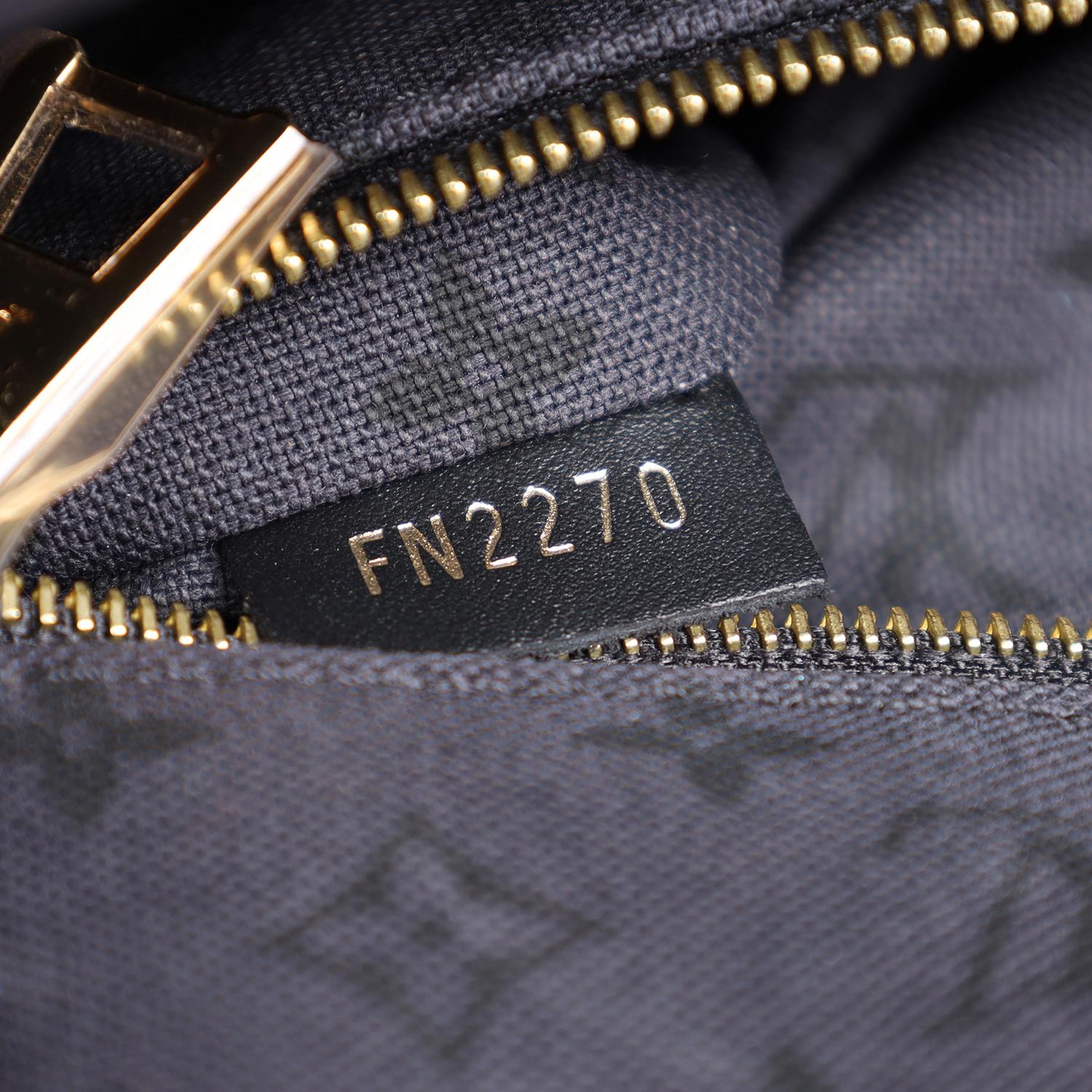 Louis Vuitton Red Black OnTheGo Tote Crafty Monogram Handbag 2020 For Sale 9