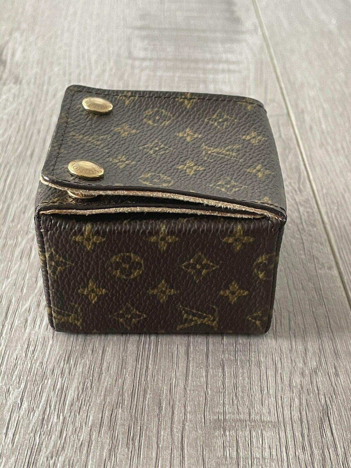 Authentic Louis Vuitton LV Logo Monogram Jewelry Case In Excellent Condition In Beverly Hills, CA