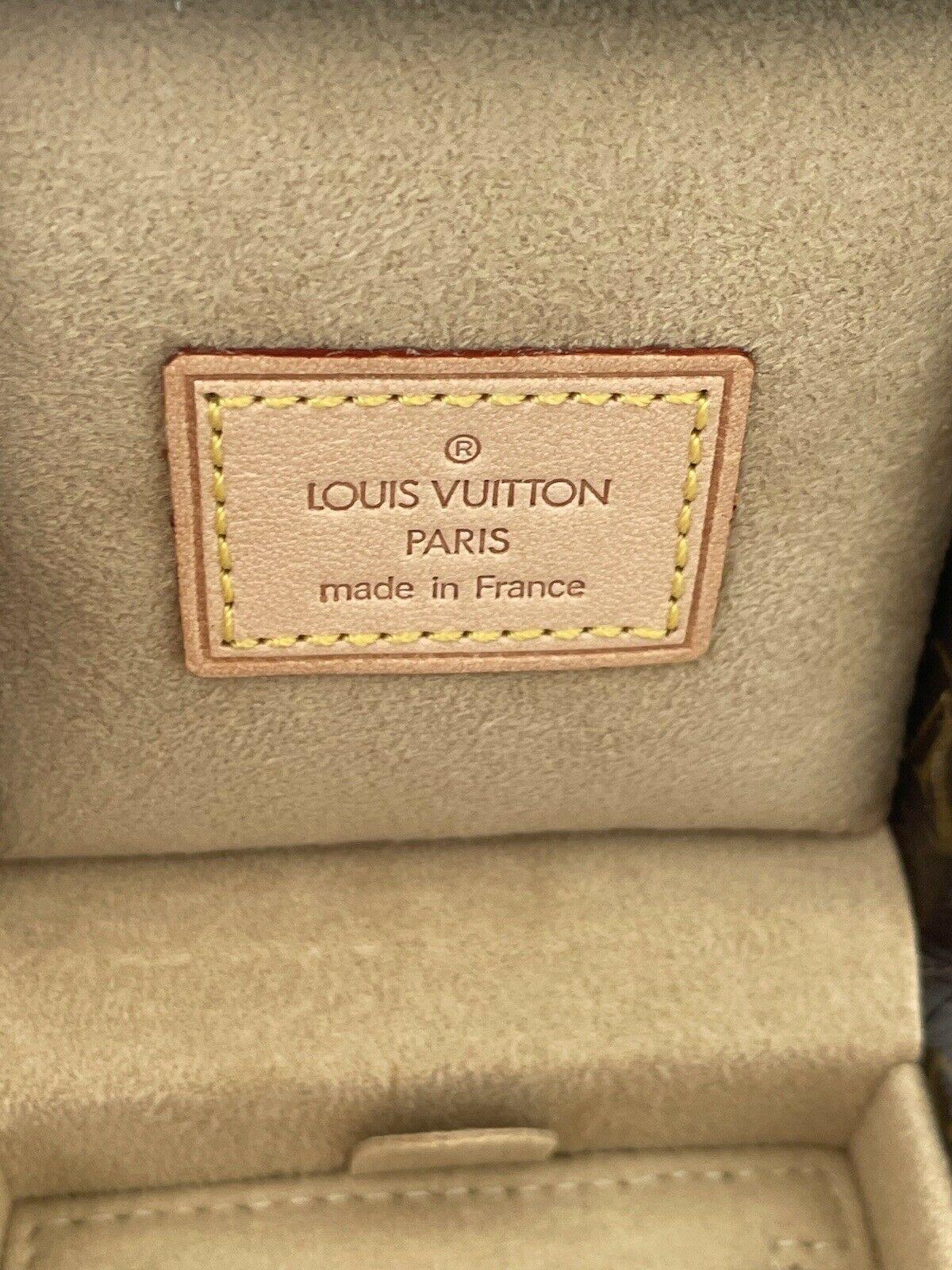 Authentic Louis Vuitton LV Logo Monogram Jewelry Hard Case Necklace Pendant Box 1