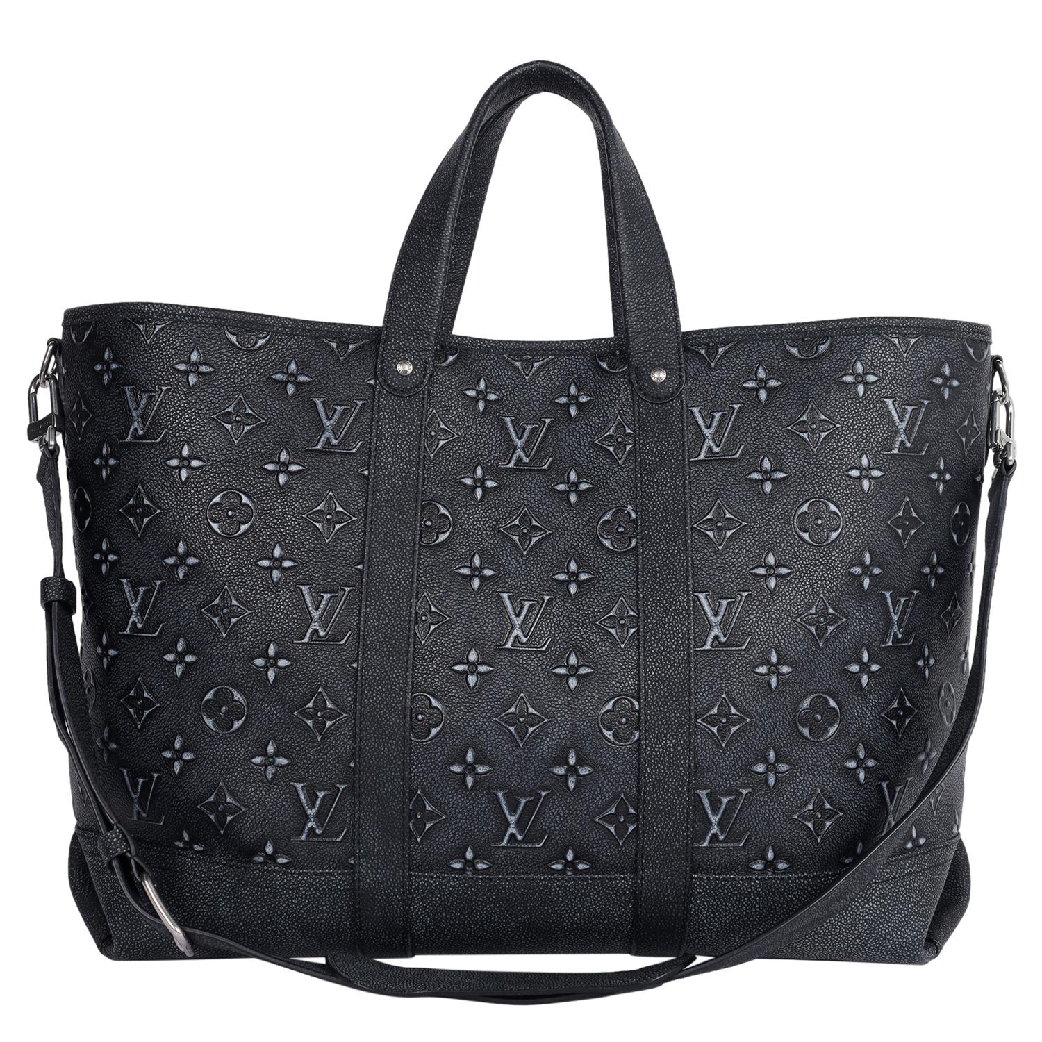 Women's or Men's Louis Vuitton Black Monogram Leather Journey Tote Shoulder Bag For Sale