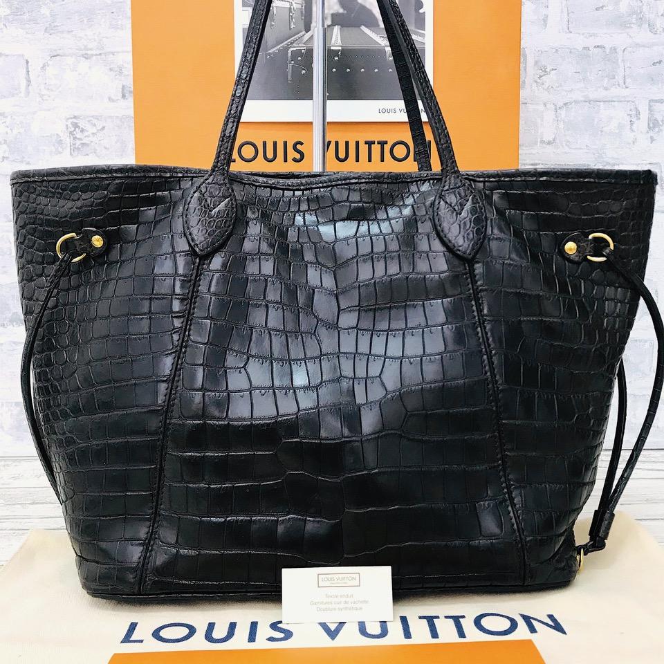 Authentic Louis Vuitton * VERY RARE* Neverfull MM Crocodile Exotic Leather Tote  4