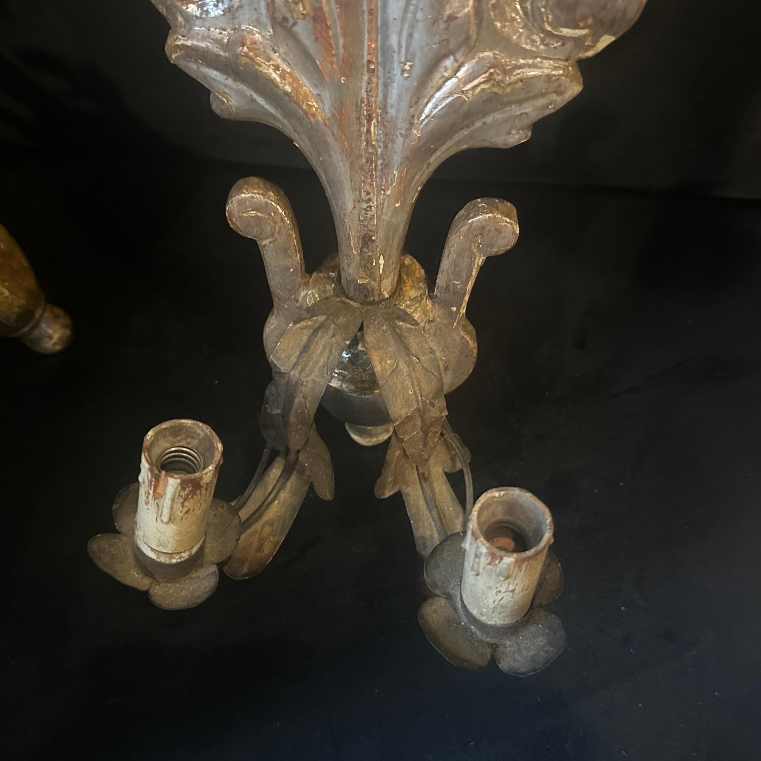 Auténticos candelabros de pared Luis XVI de madera de tilo plateada de Sicilia y hierro en venta 7