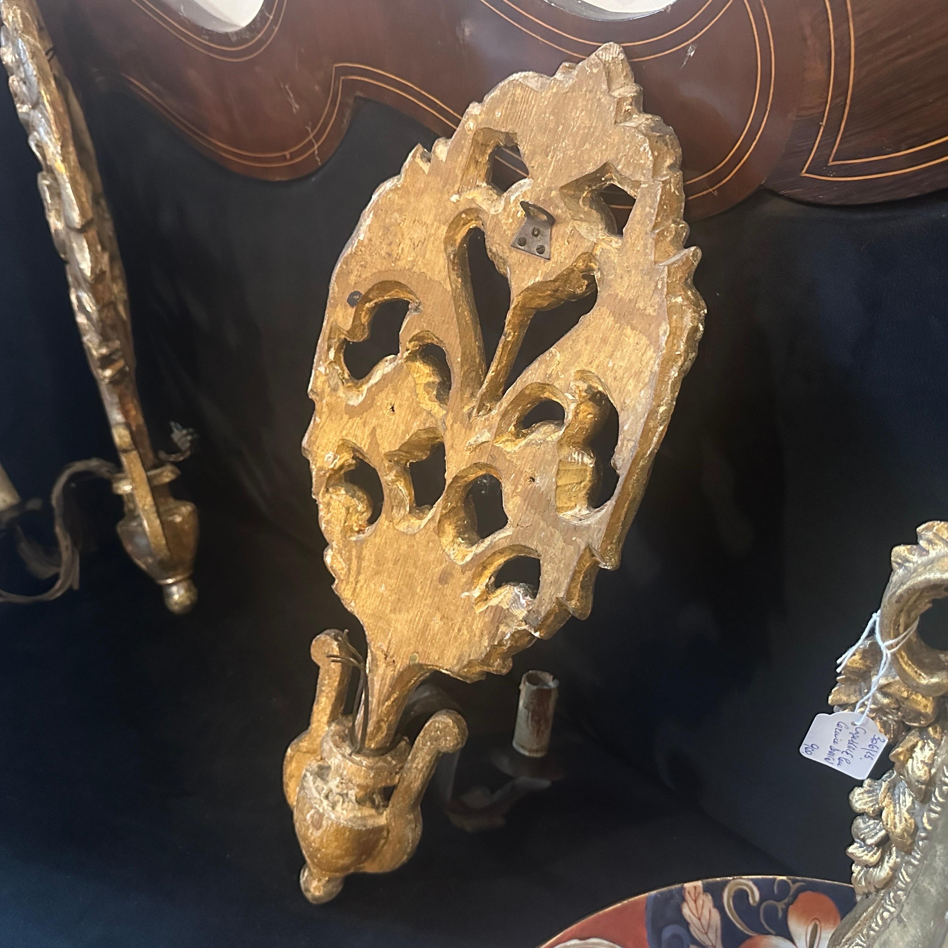 Auténticos candelabros de pared Luis XVI de madera de tilo plateada de Sicilia y hierro en venta 2