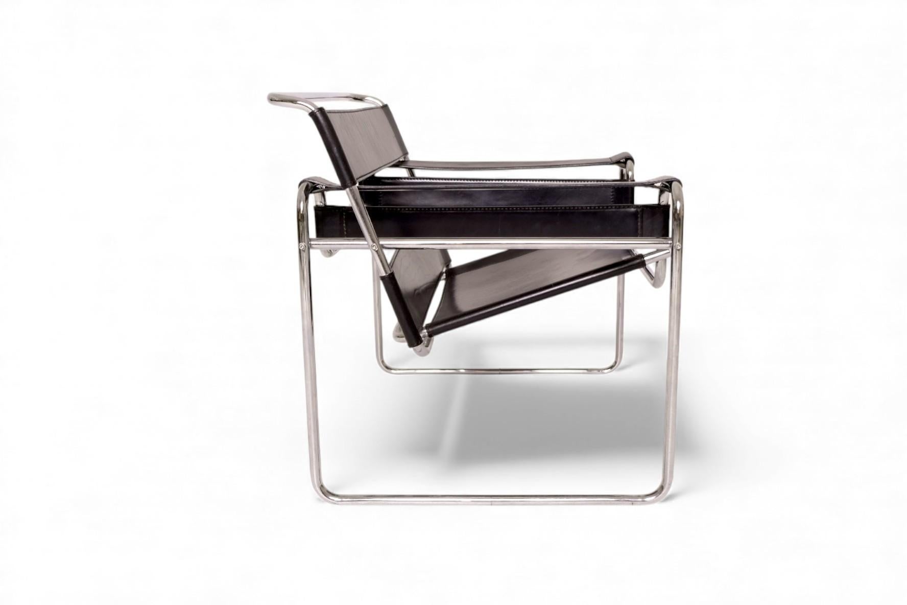 Sedia autentica Marcel Breuer Wassily di Fasem, in pelle nera e cromo in vendita 6
