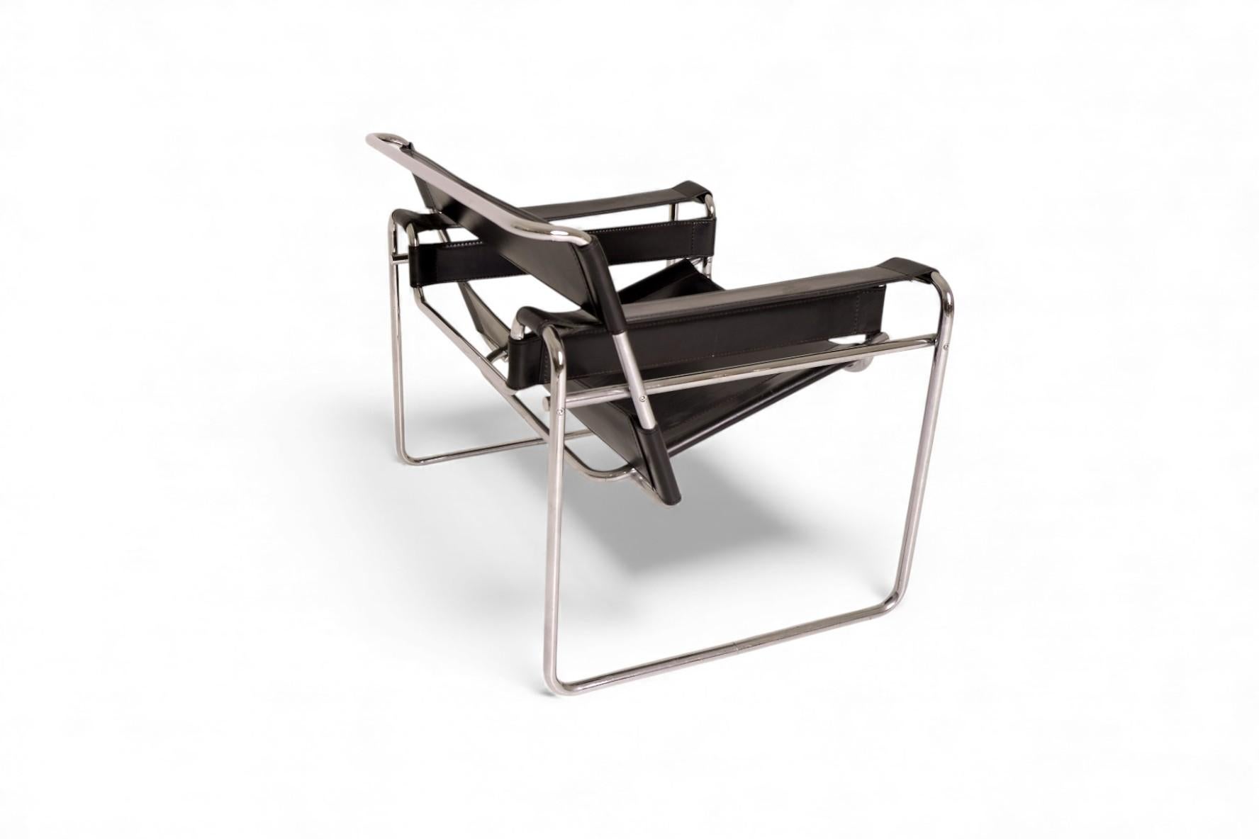 Sedia autentica Marcel Breuer Wassily di Fasem, in pelle nera e cromo in vendita 1