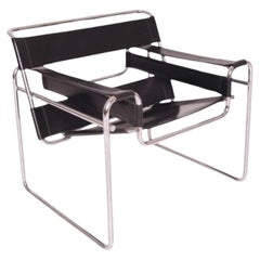 Auténtica Silla Marcel Breuer Wassily de Fasem, cuero negro y cromo