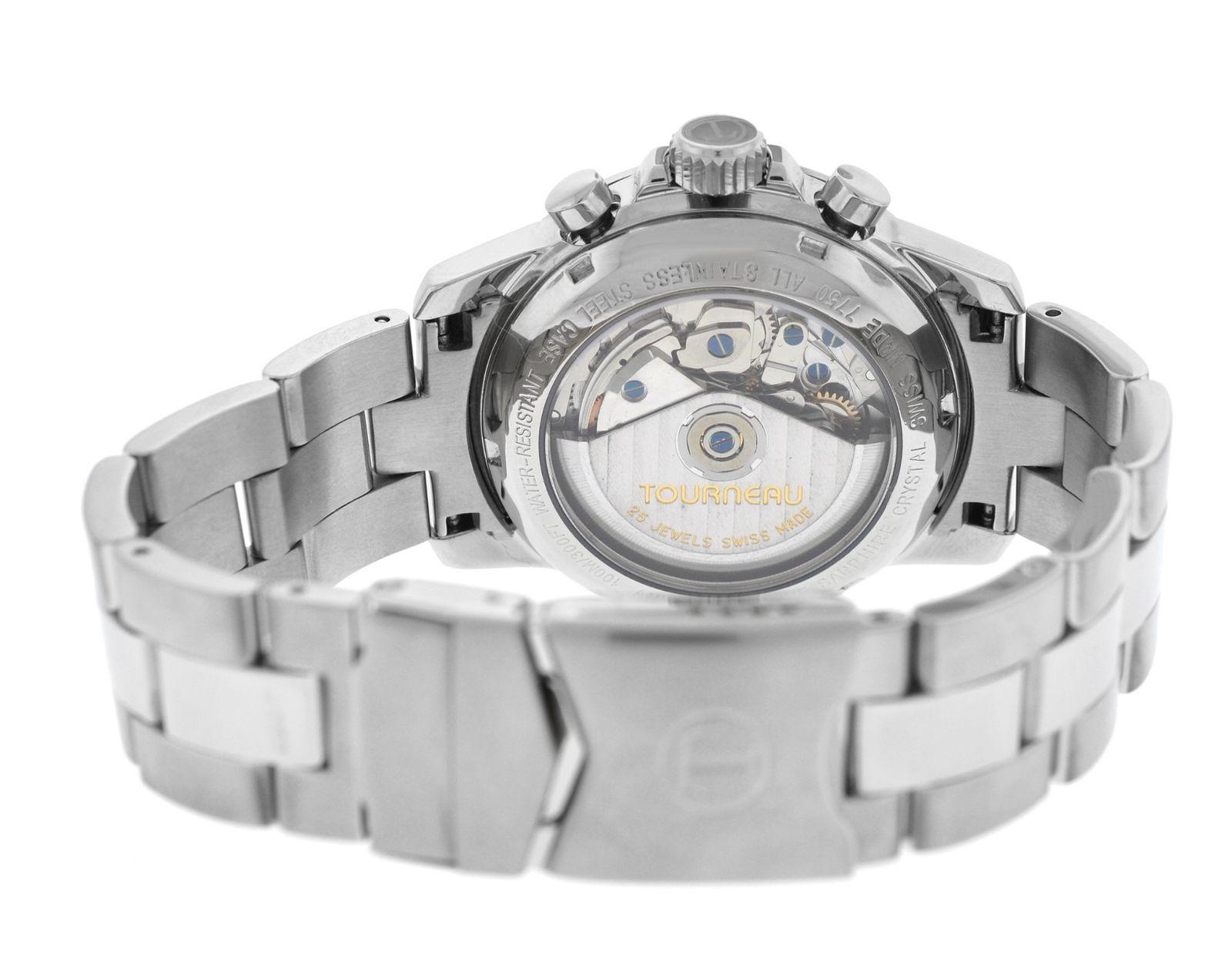 Authentic Men's Tourneau Sportgraph Valjoux Chronograph Day Date Watch In Excellent Condition For Sale In New York, NY
