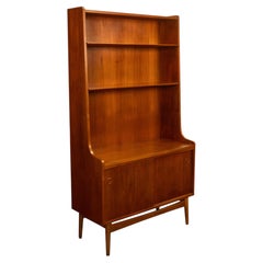 Auténtica estantería danesa de teca de estilo «Mid Century Modern», diseñada por Johannes Sorth en 1965