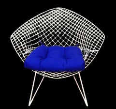 Authentique chaise en fil métallique blanche de style The Modernity Knoll - Diamond Lounge