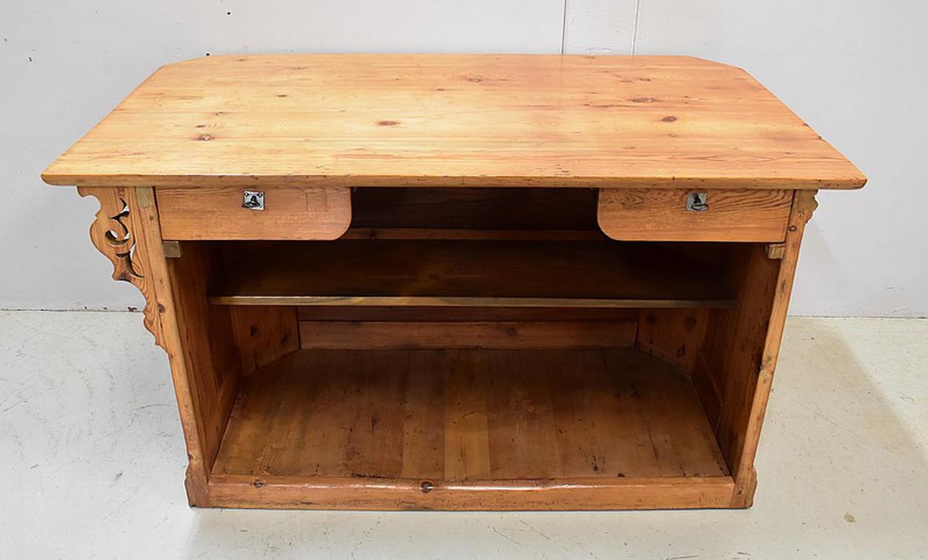 Authentic Natural Pine Trading Post - 1900 For Sale 6